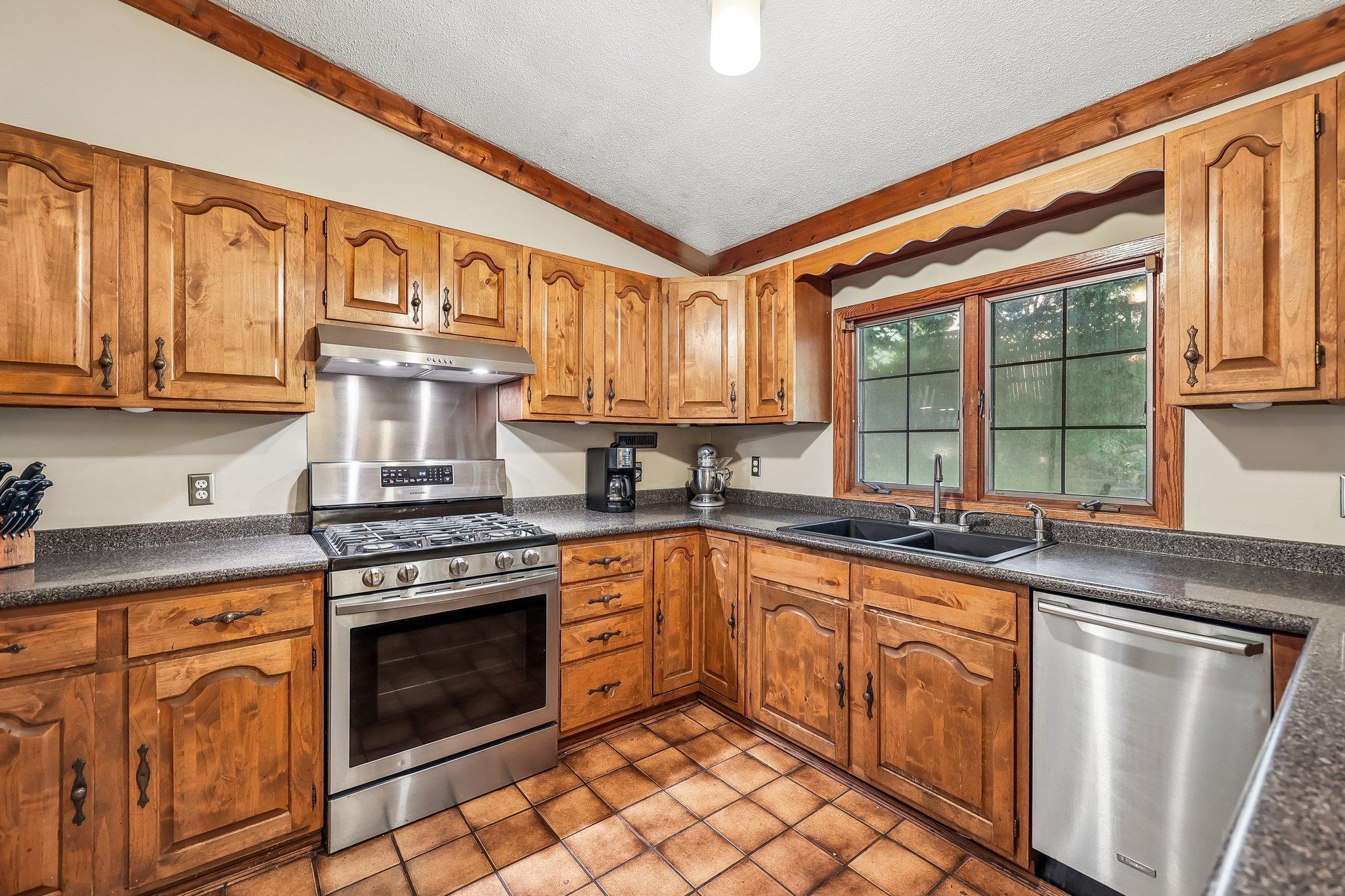 View of Residential at 4311 Williston Road, Minnetonka MN 55345, Minnetonka (14 of 43) - Mike Wilen | Minnesota Team Real Estate