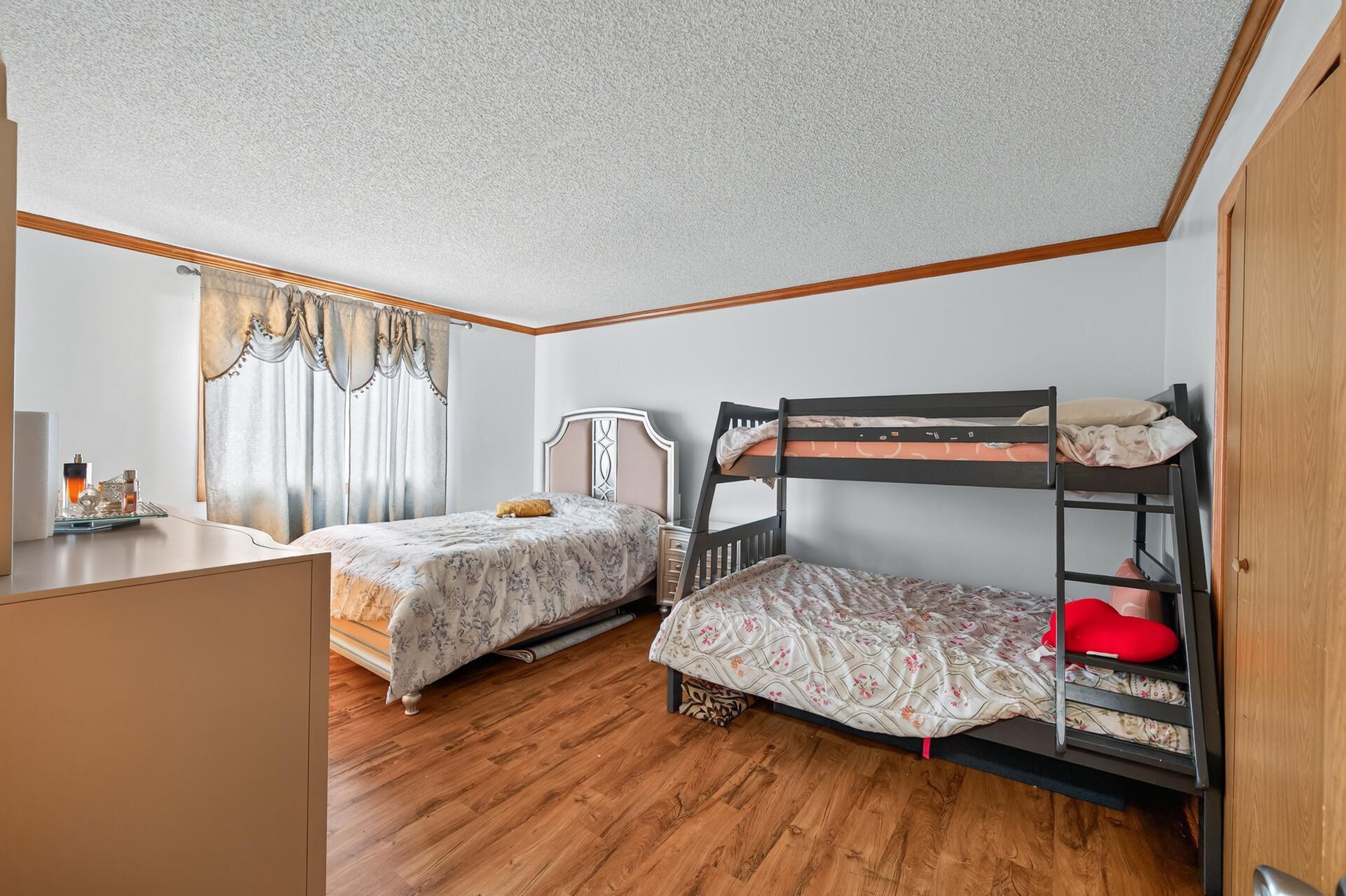 View of Residential at 1124 Meadowwood Drive, Brooklyn Park MN 55444, Brooklyn Park (13 of 34) - Mike Wilen | Minnesota Team Real Estate