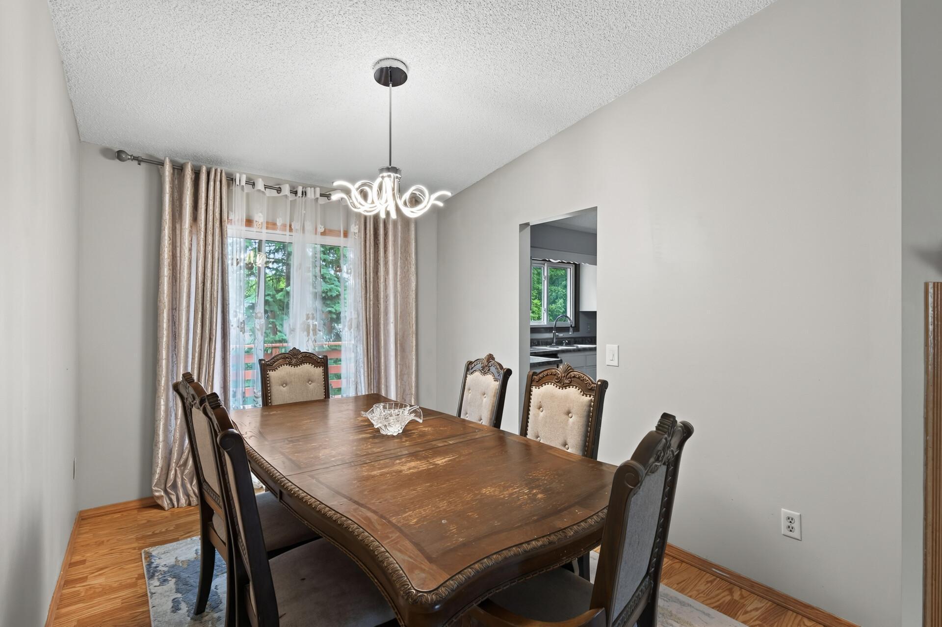 View of Residential at 1124 Meadowwood Drive, Brooklyn Park MN 55444, Brooklyn Park (6 of 34) - Mike Wilen | Minnesota Team Real Estate