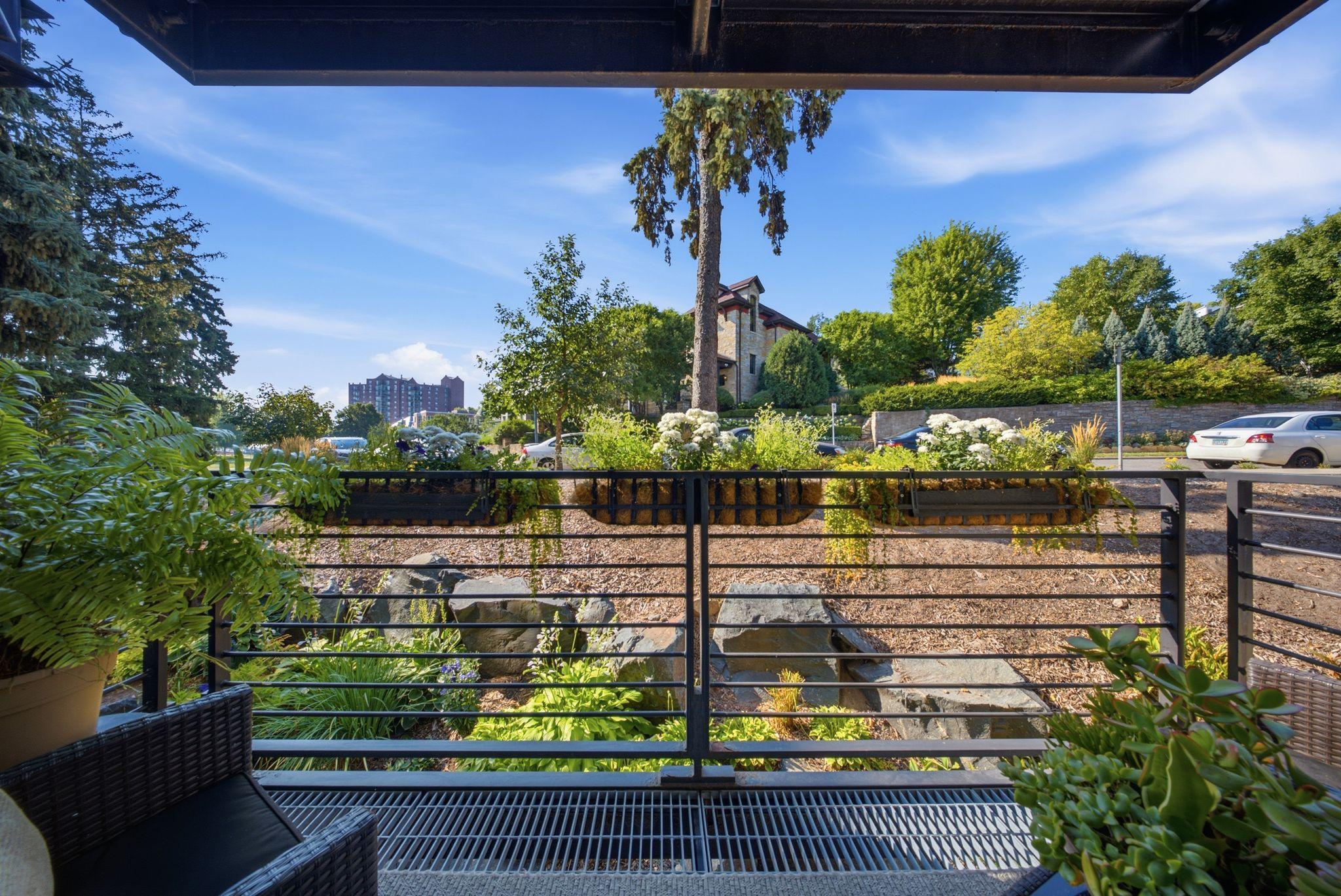 View of Residential at 48 Groveland Terrace #B204, Minneapolis MN 55403, Minneapolis (8 of 26) - Mike Wilen | Minnesota Team Real Estate