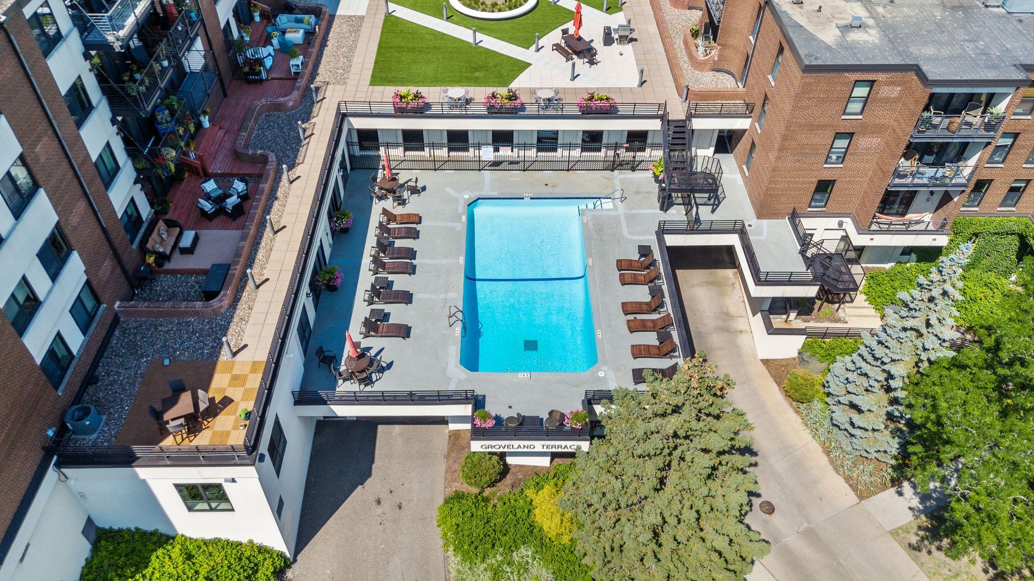 View of Residential at 48 Groveland Terrace #B204, Minneapolis MN 55403, Minneapolis (20 of 26) - Mike Wilen | Minnesota Team Real Estate