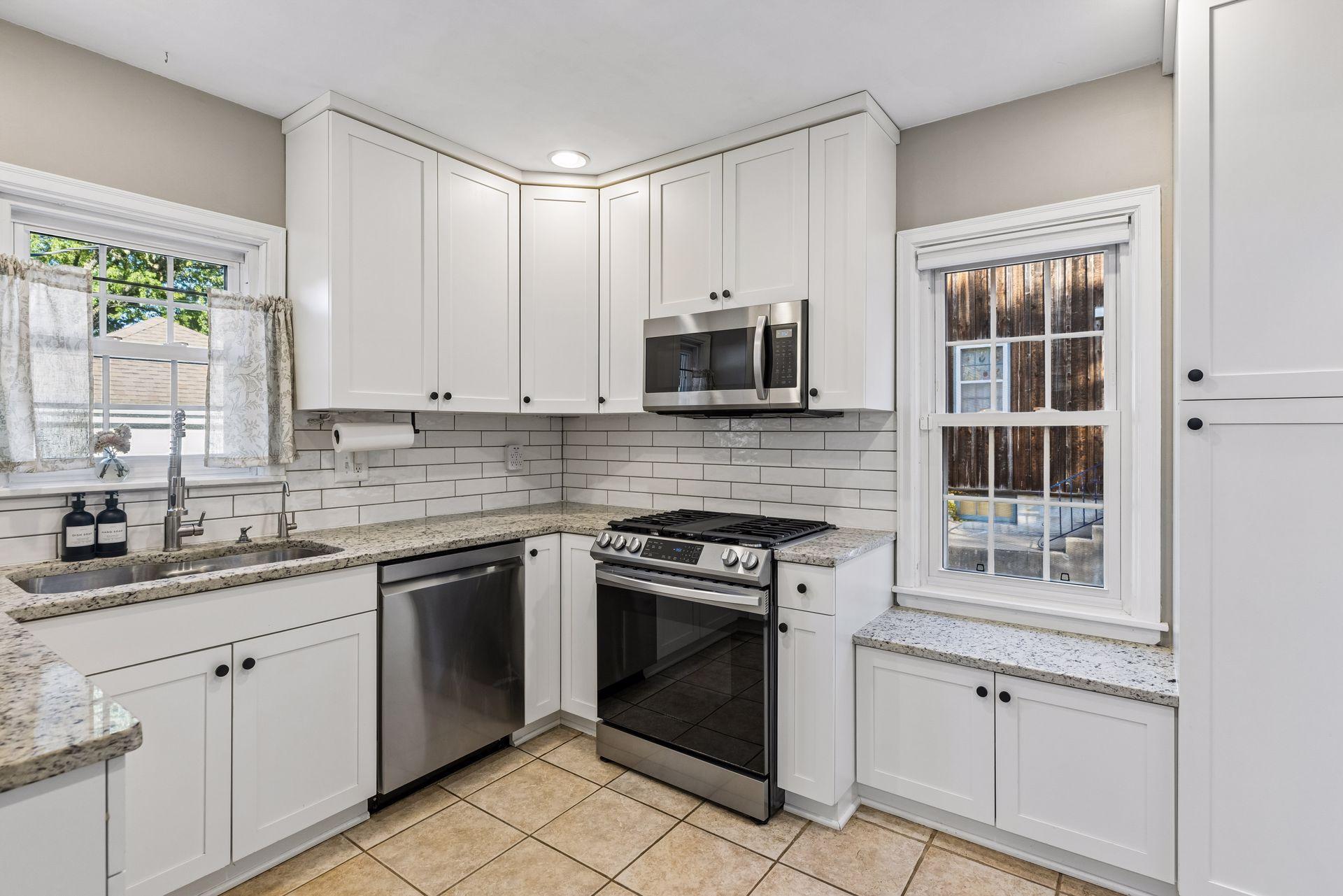 View of Residential at 3908 Zarthan Avenue, Saint Louis Park MN 55416, Saint Louis Park (14 of 31) - Mike Wilen | Minnesota Team Real Estate