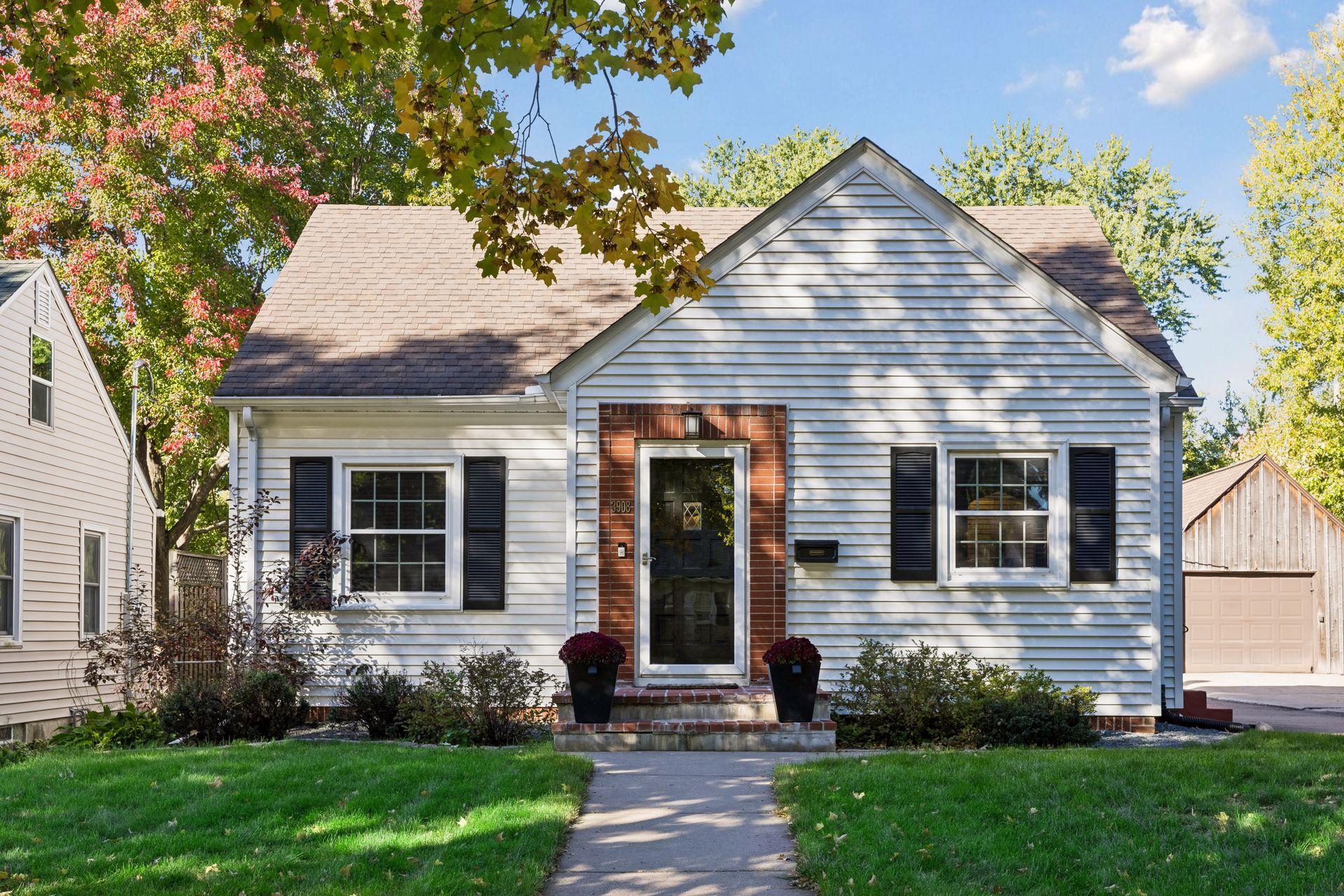 View of Single Family at 3908 Zarthan Avenue, Saint Louis Park - Mike Wilen | Minnesota Team Real Estate