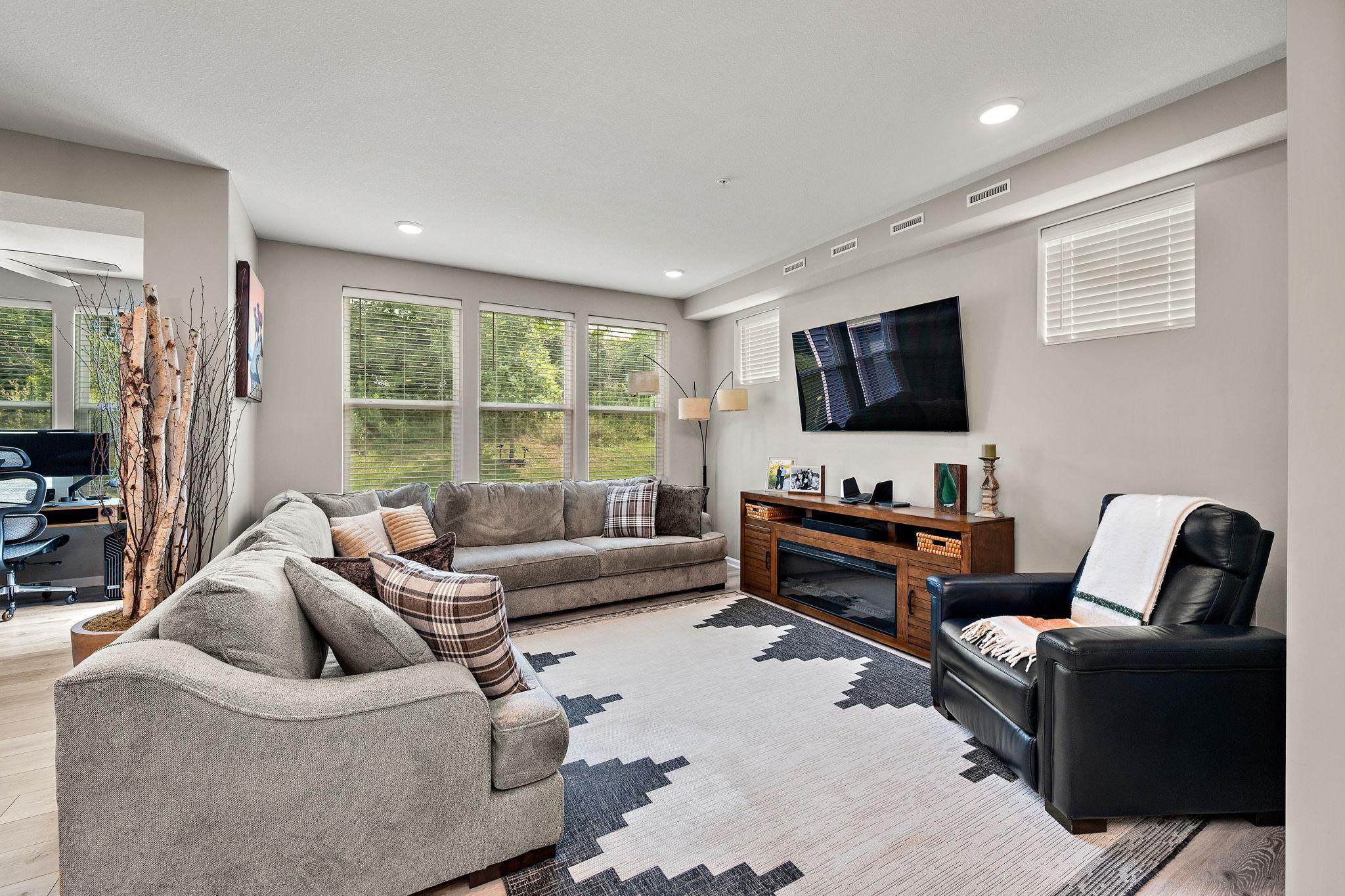 View of Residential at 4864 Avery Court, Eagan MN 55123, Eagan (10 of 28) - Mike Wilen | Minnesota Team Real Estate