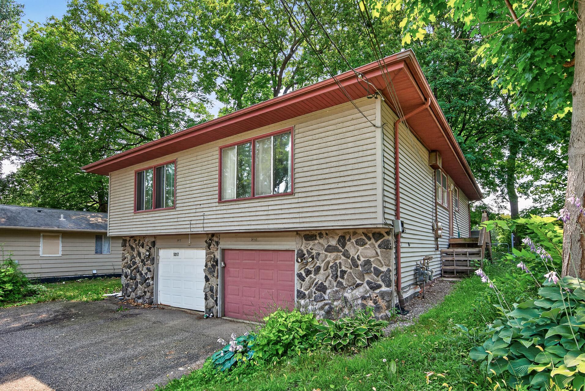 View of Residential Income at 5017-5019 Shoreline Drive, Mound MN 55364, Mound (30 of 36) - Mike Wilen | Minnesota Team Real Estate