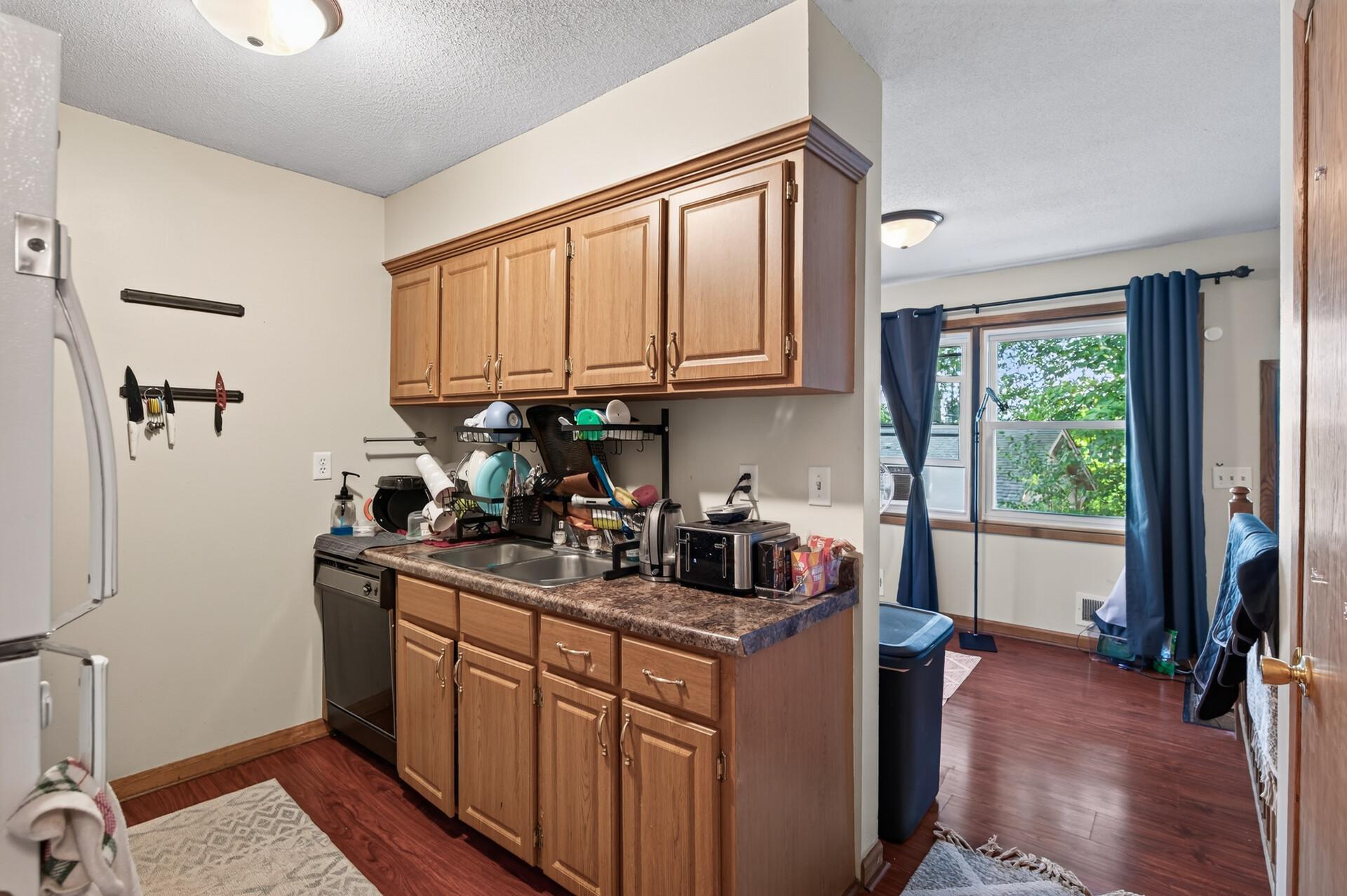 View of Residential Income at 5017-5019 Shoreline Drive, Mound MN 55364, Mound (18 of 36) - Mike Wilen | Minnesota Team Real Estate