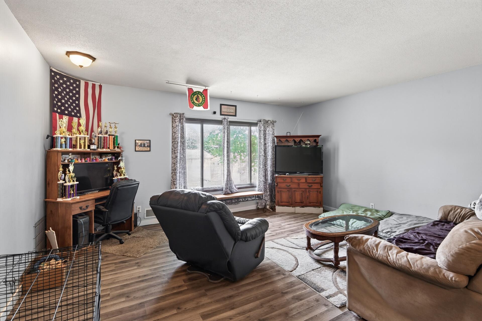 View of Residential Income at 5017-5019 Shoreline Drive, Mound MN 55364, Mound (10 of 36) - Mike Wilen | Minnesota Team Real Estate