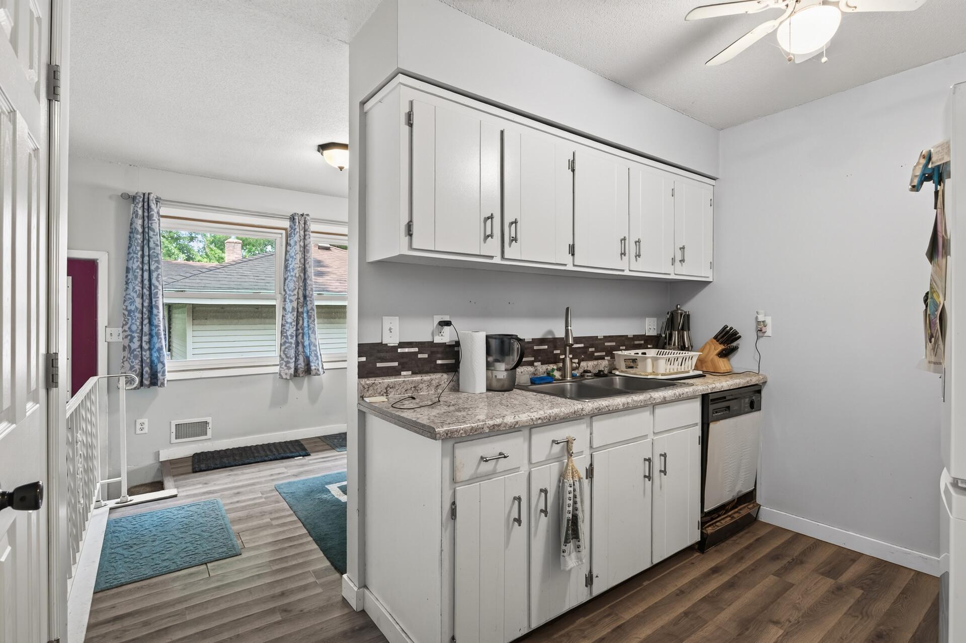 View of Residential Income at 5017-5019 Shoreline Drive, Mound MN 55364, Mound (6 of 36) - Mike Wilen | Minnesota Team Real Estate