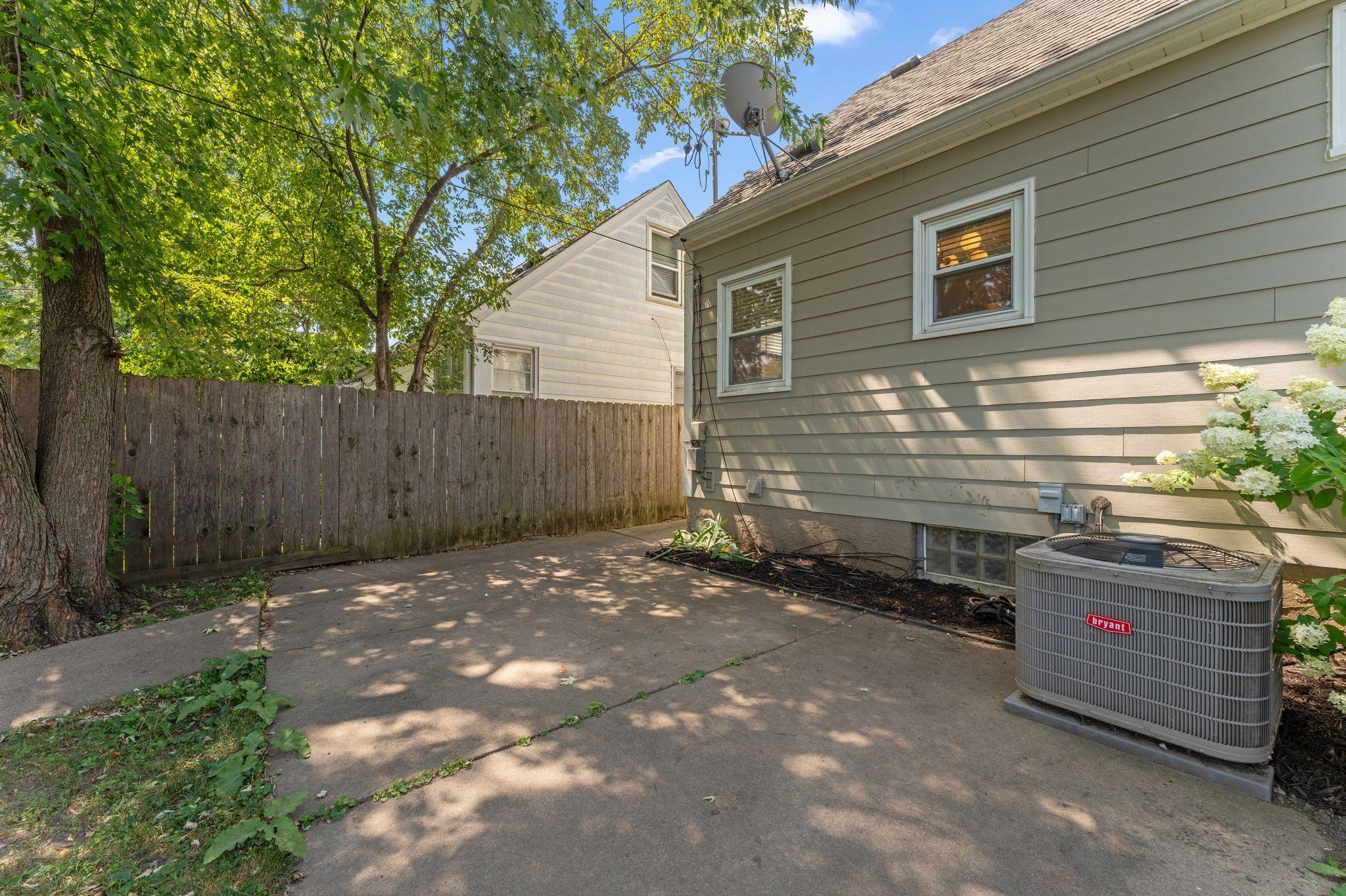 View of Residential at 4245 Utica Avenue, Saint Louis Park MN 55416, Saint Louis Park (36 of 40) - Mike Wilen | Minnesota Team Real Estate