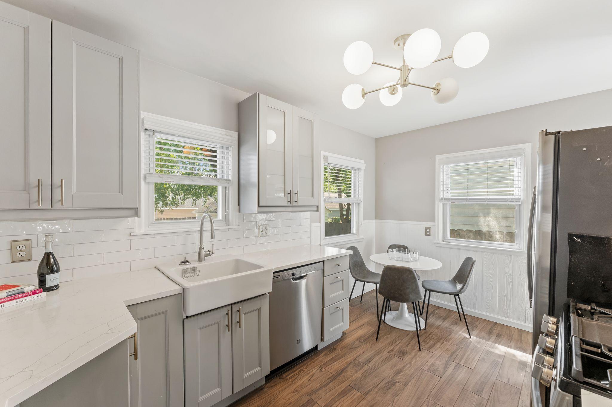 View of Residential at 4245 Utica Avenue, Saint Louis Park MN 55416, Saint Louis Park (7 of 40) - Mike Wilen | Minnesota Team Real Estate