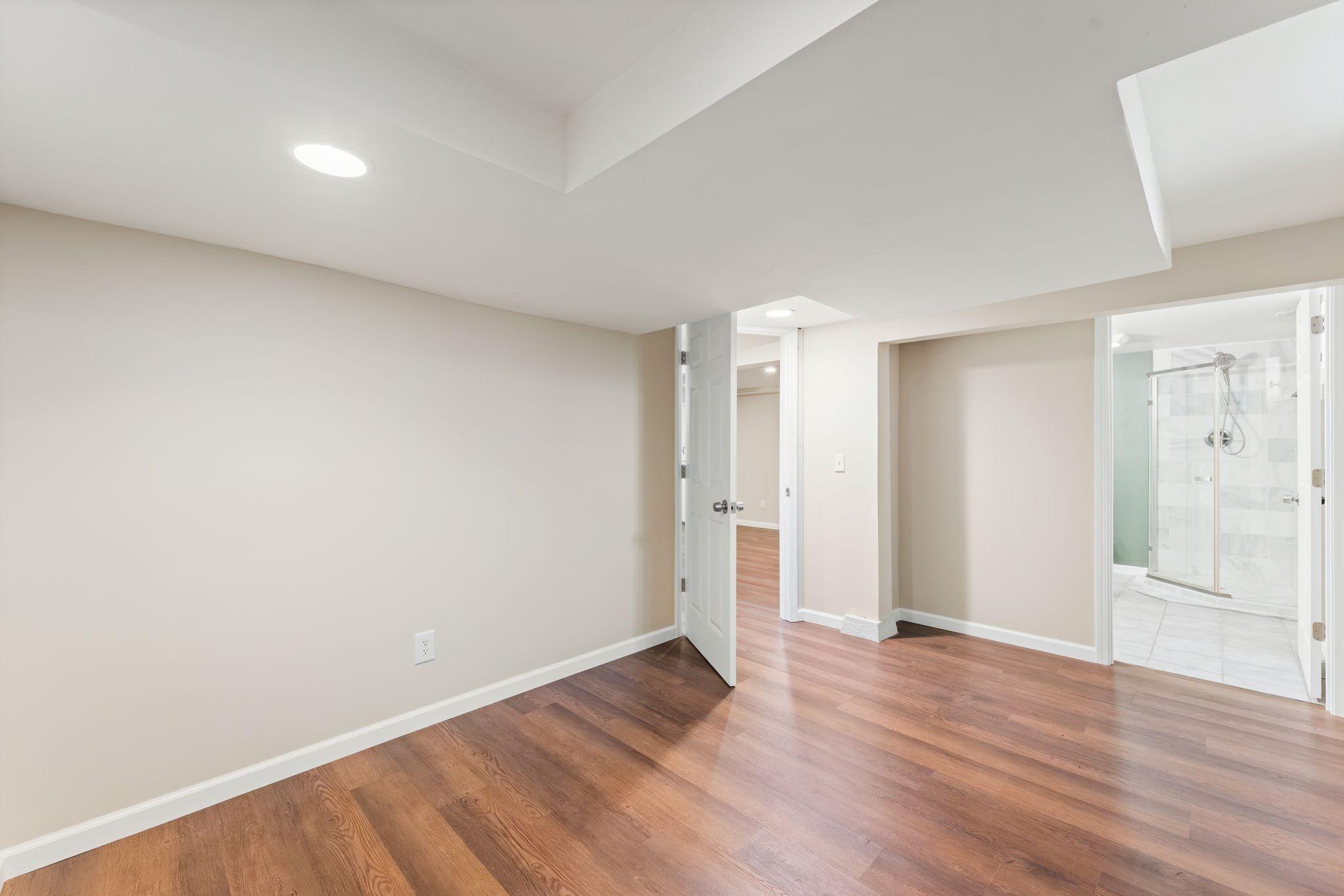 View of Residential at 4245 Utica Avenue, Saint Louis Park MN 55416, Saint Louis Park (31 of 40) - Mike Wilen | Minnesota Team Real Estate