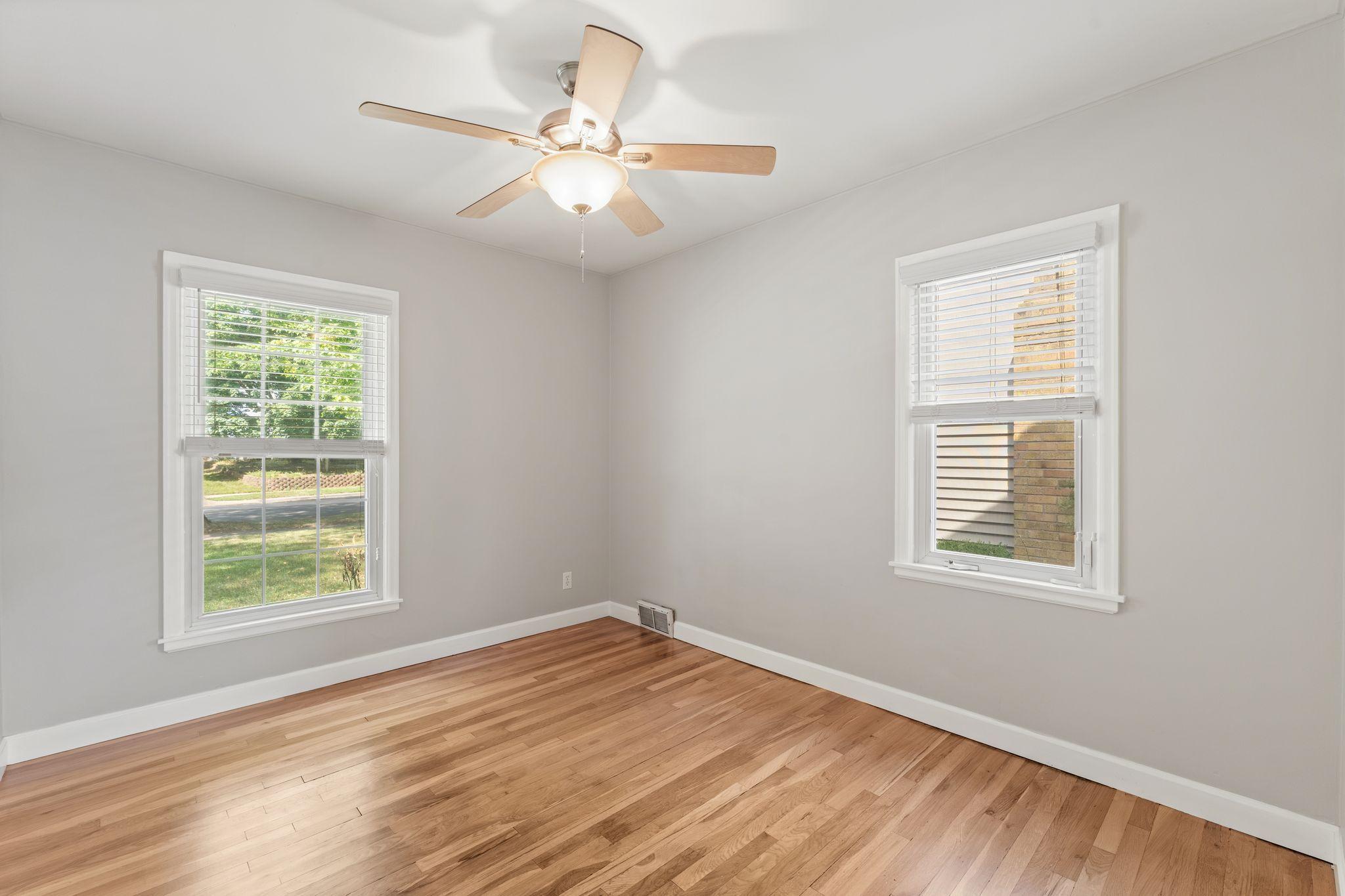 View of Residential at 4245 Utica Avenue, Saint Louis Park MN 55416, Saint Louis Park (14 of 40) - Mike Wilen | Minnesota Team Real Estate