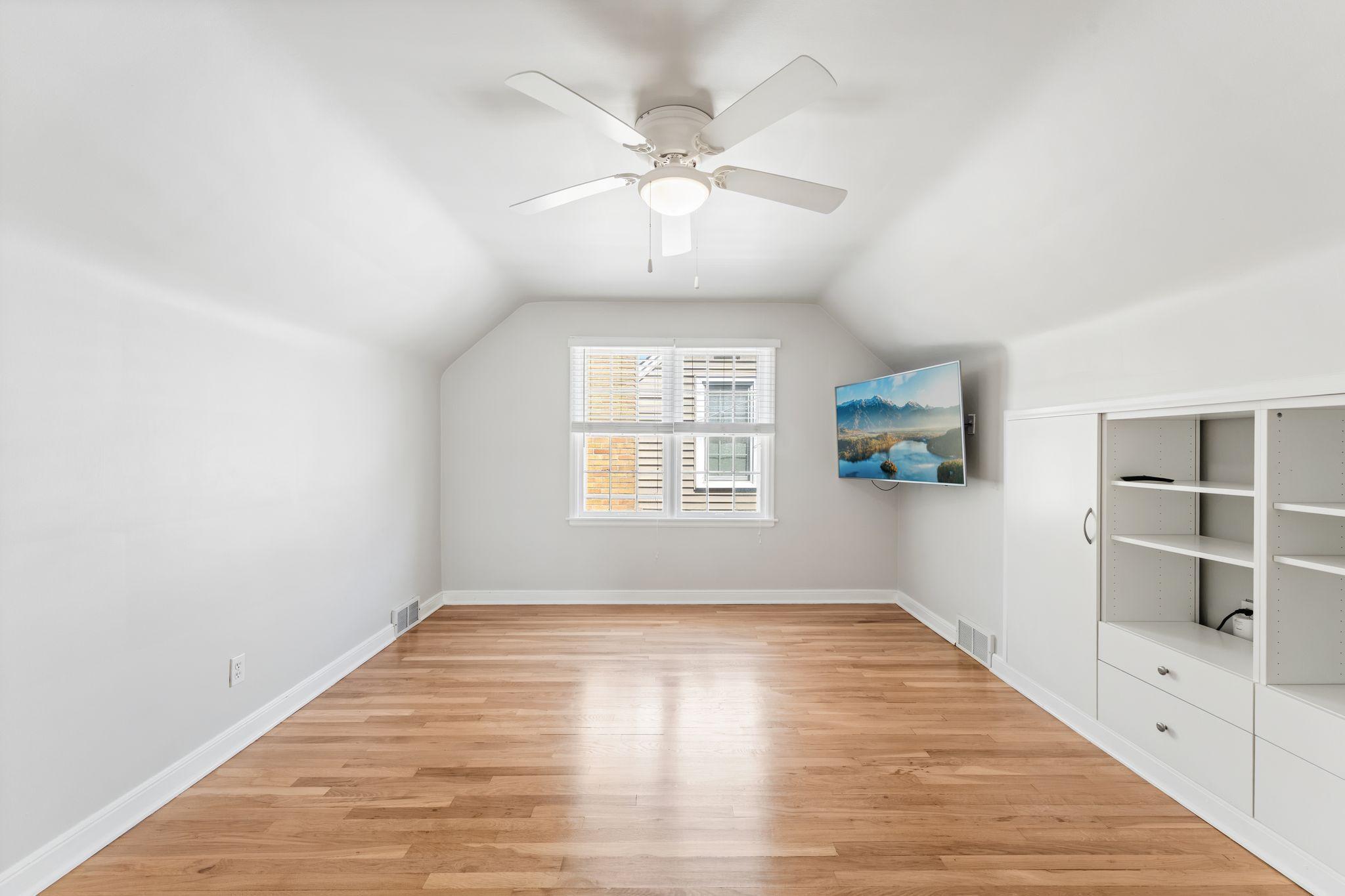 View of Residential at 4245 Utica Avenue, Saint Louis Park MN 55416, Saint Louis Park (22 of 40) - Mike Wilen | Minnesota Team Real Estate