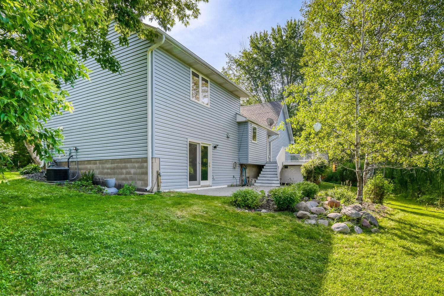 View of Residential at 4075 Valentine Crest Road, Arden Hills MN 55112, Arden Hills (19 of 21) - Mike Wilen | Minnesota Team Real Estate