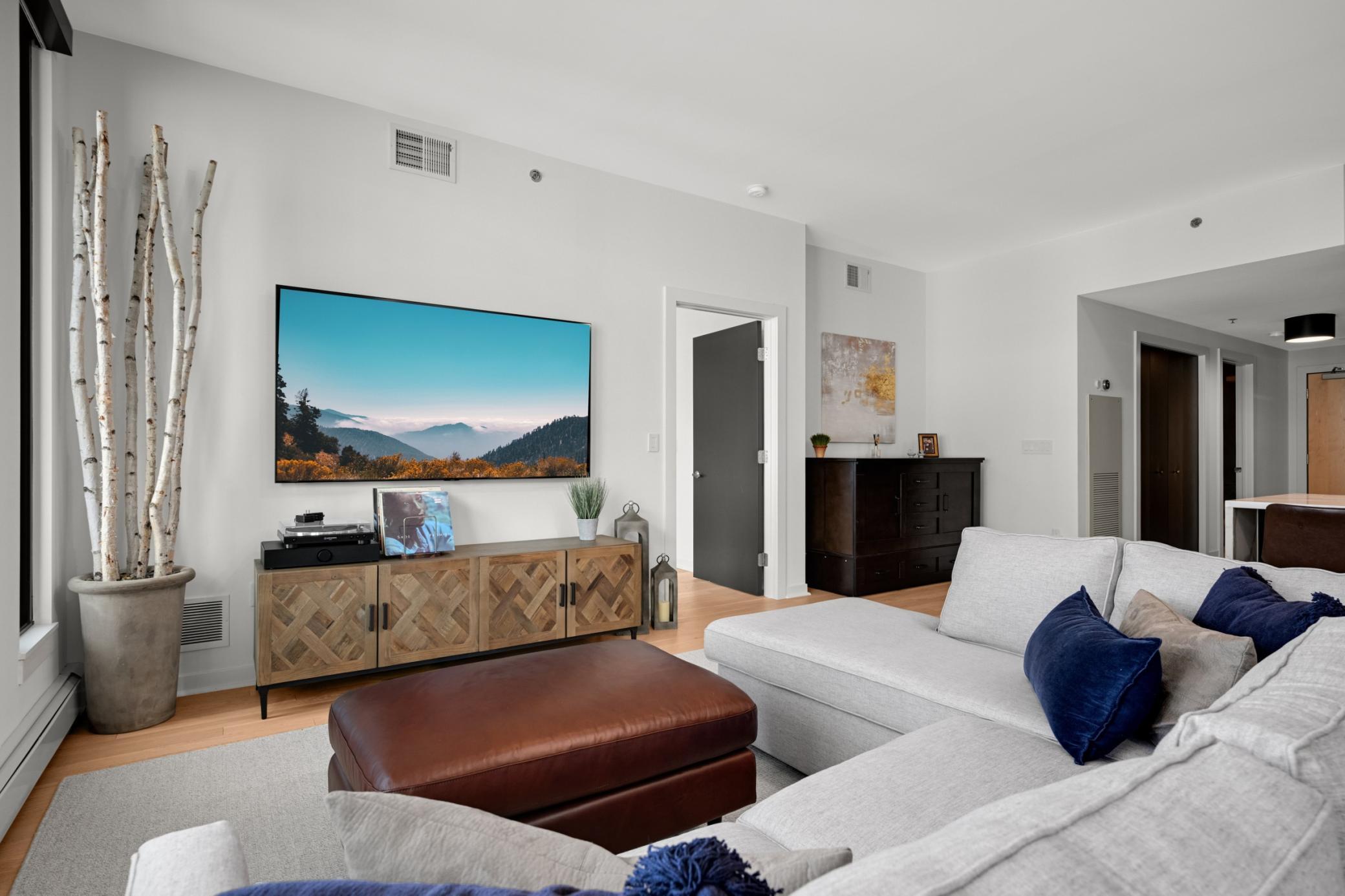 View of Residential at 1240 2nd Street #522, Minneapolis MN 55415, Minneapolis (11 of 59) - Mike Wilen | Minnesota Team Real Estate