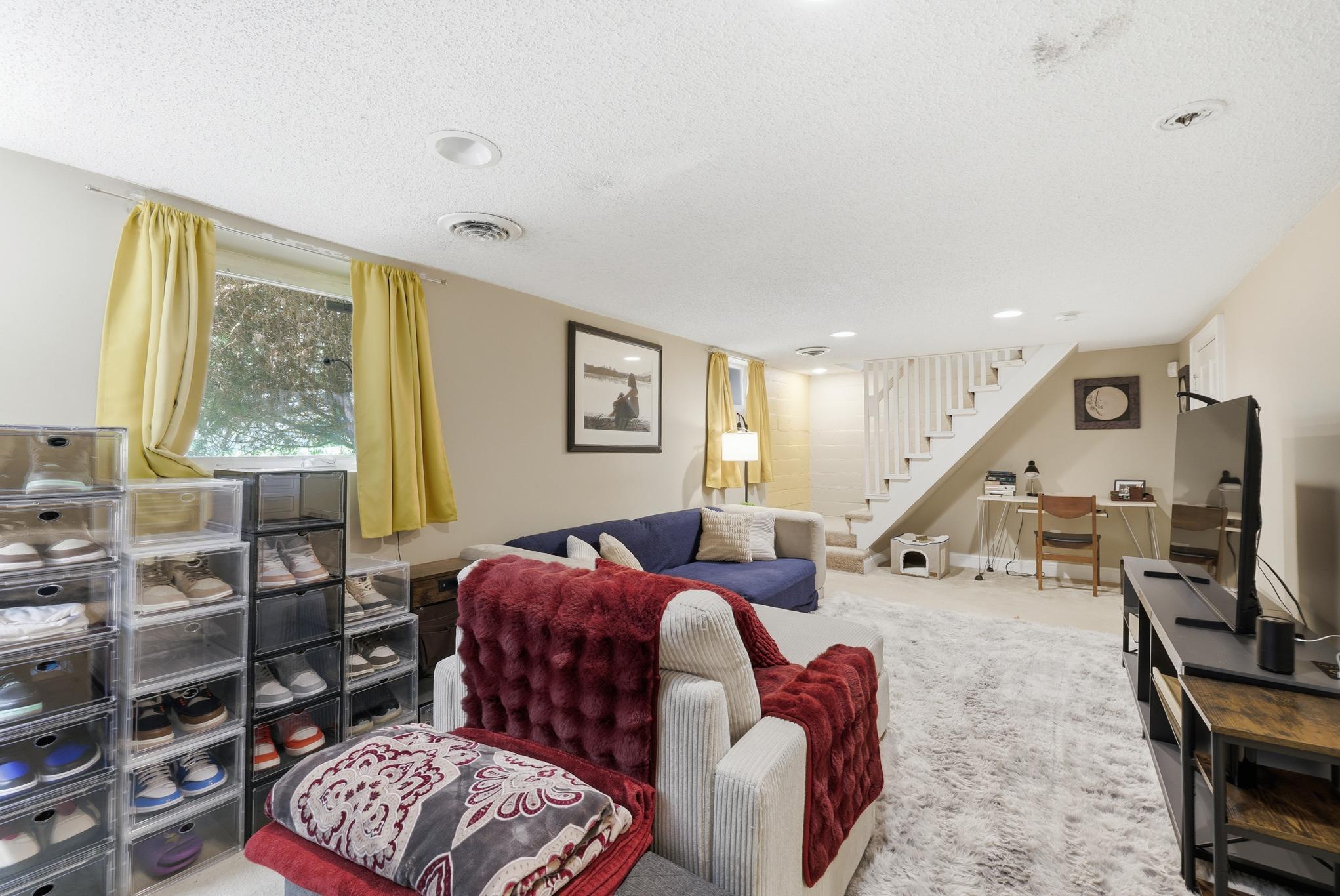 View of Residential at 2099 Waukon Avenue, Saint Paul MN 55119, Saint Paul (20 of 34) - Mike Wilen | Minnesota Team Real Estate
