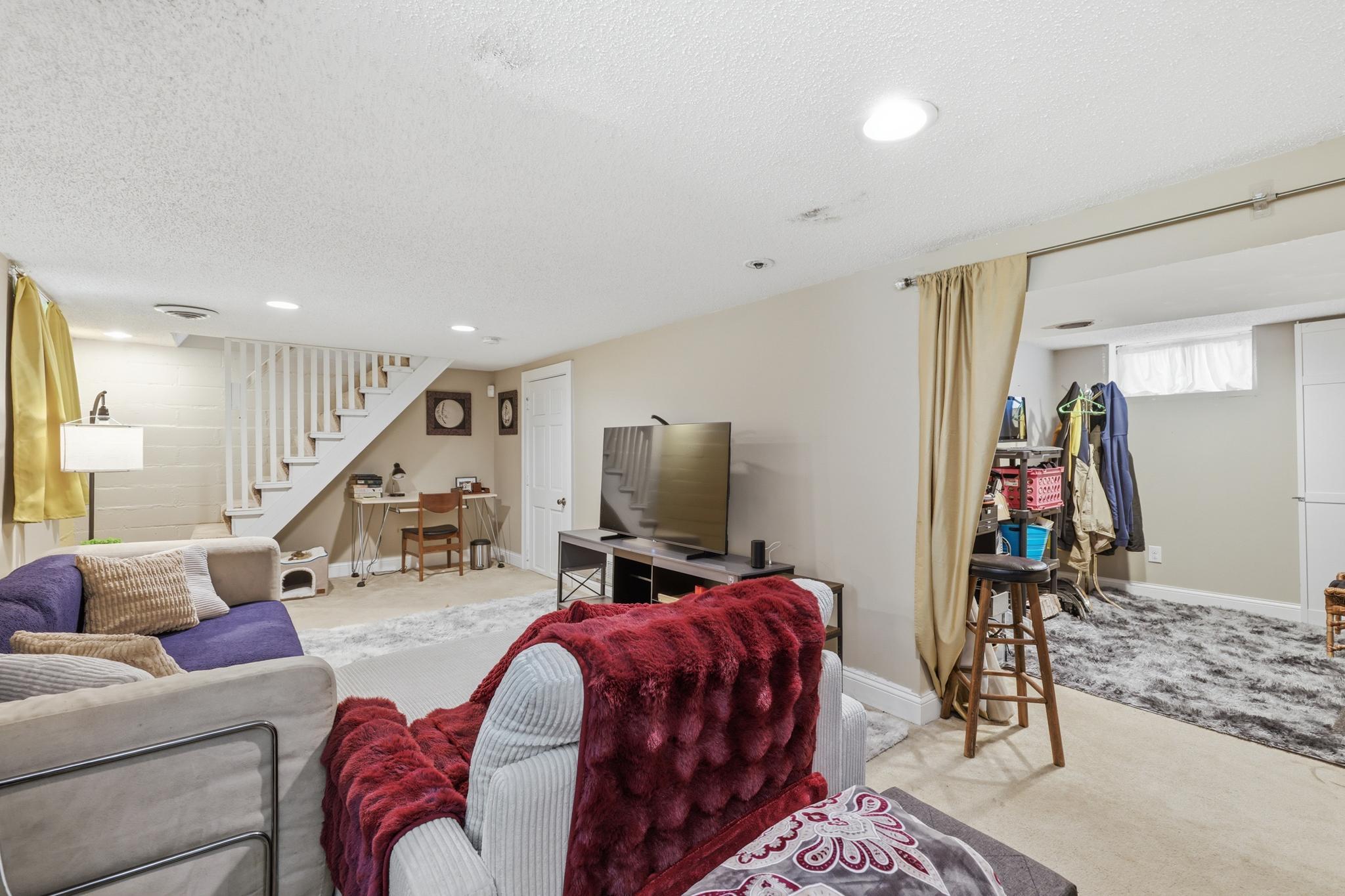 View of Residential at 2099 Waukon Avenue, Saint Paul MN 55119, Saint Paul (19 of 34) - Mike Wilen | Minnesota Team Real Estate