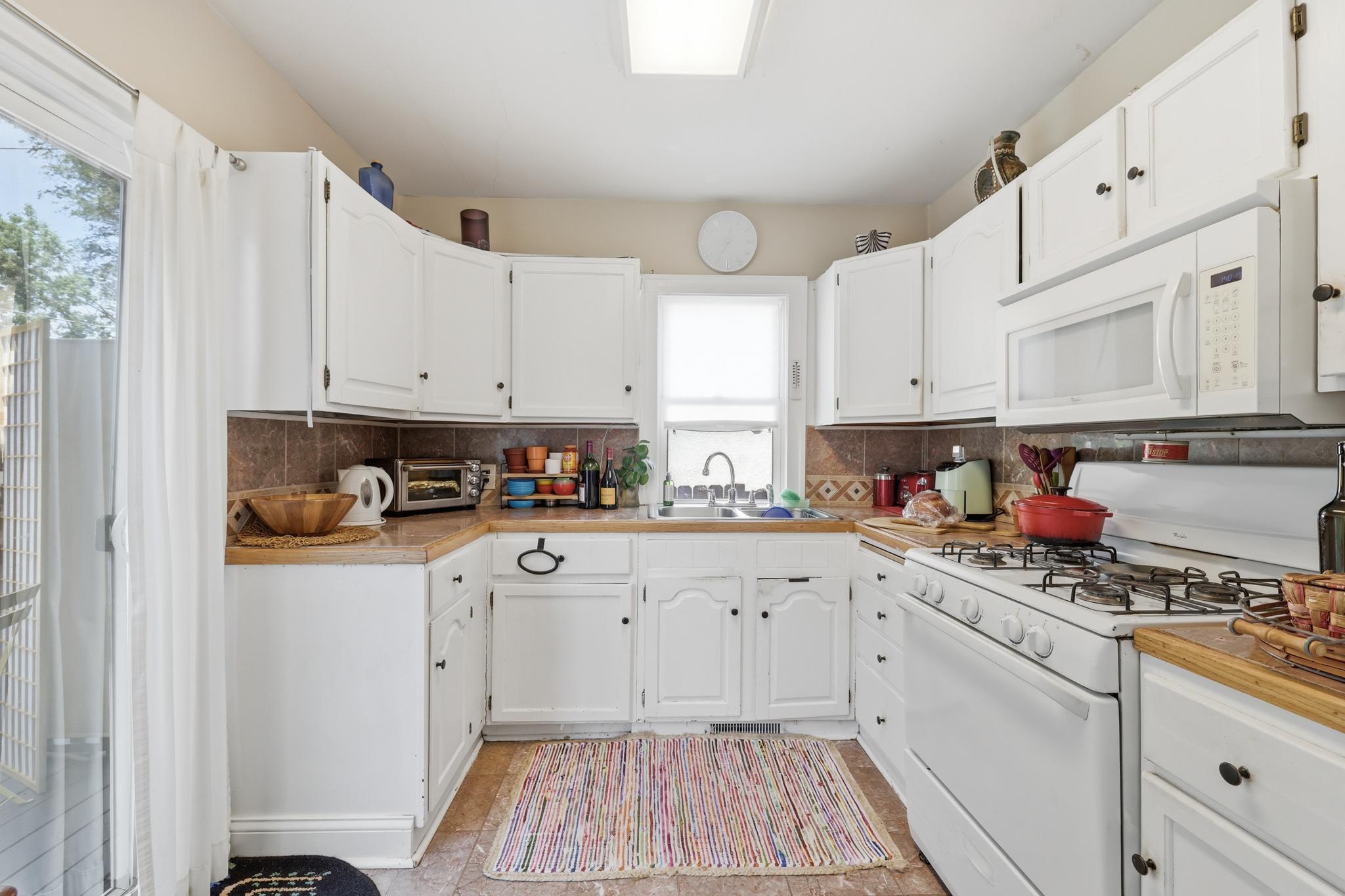 View of Residential at 2099 Waukon Avenue, Saint Paul MN 55119, Saint Paul (12 of 34) - Mike Wilen | Minnesota Team Real Estate