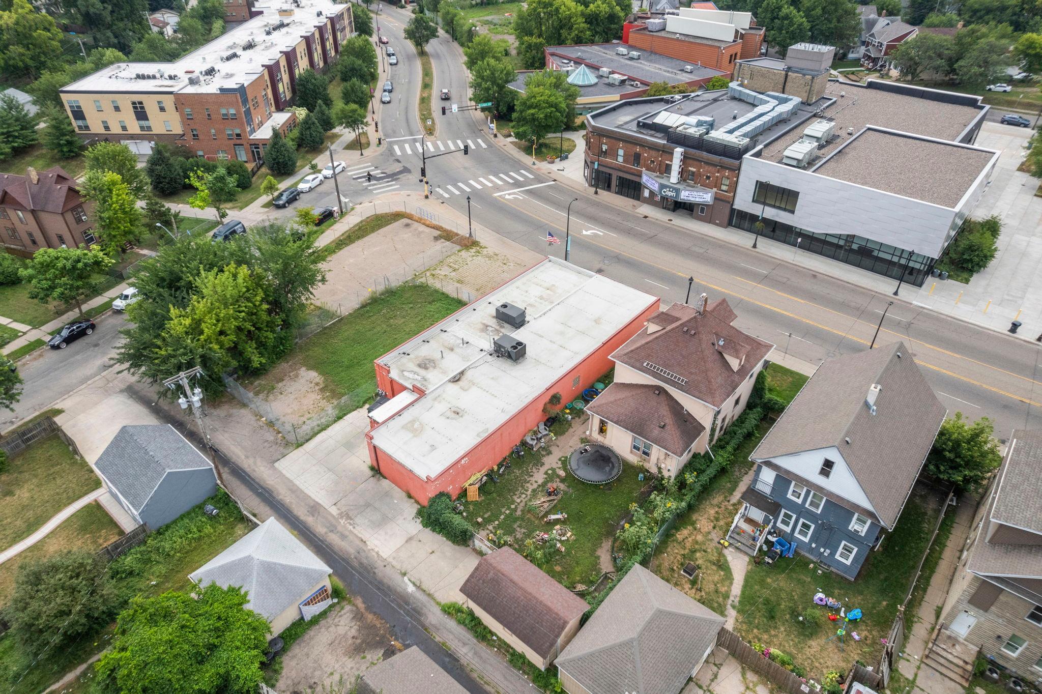 View of Commercial Sale at 2038 Broadway Avenue, Minneapolis MN 55411, Minneapolis (49 of 52) - Mike Wilen | Minnesota Team Real Estate