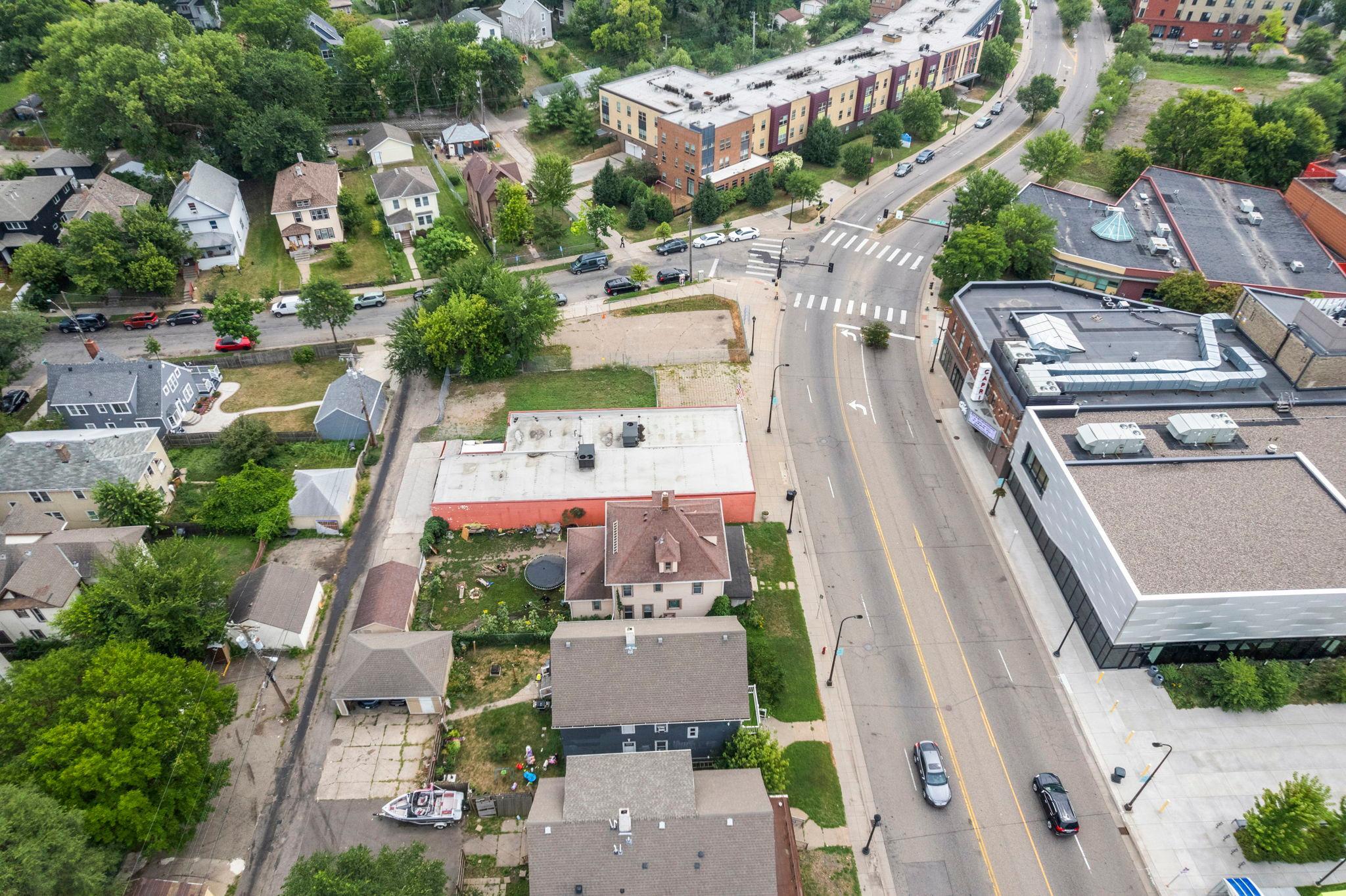 View of Commercial Sale at 2038 Broadway Avenue, Minneapolis MN 55411, Minneapolis (44 of 52) - Mike Wilen | Minnesota Team Real Estate