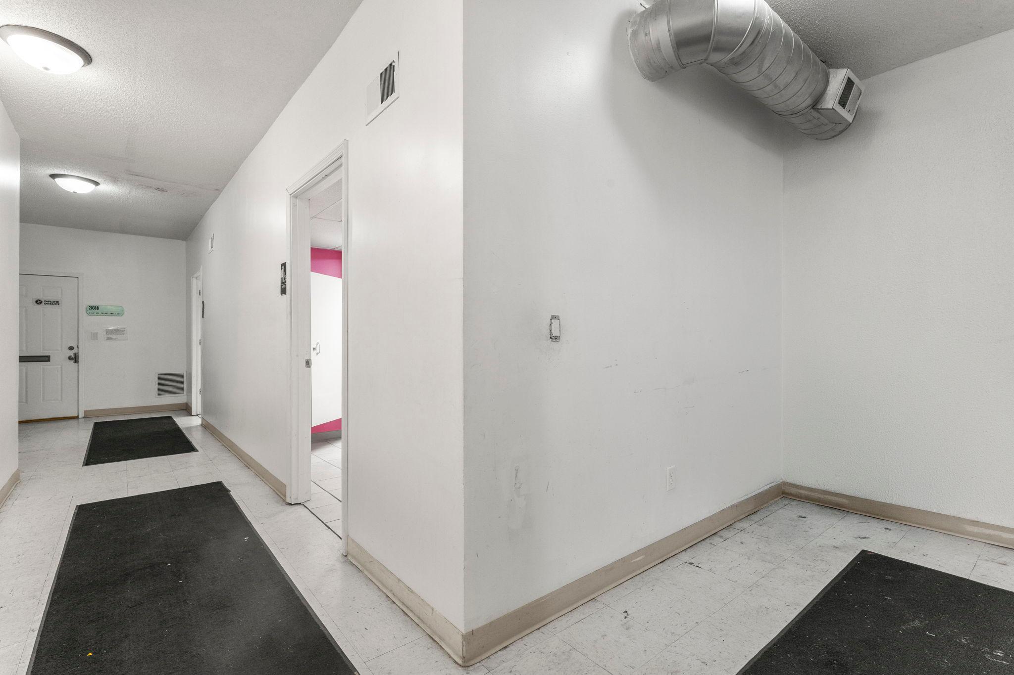 View of Commercial Sale at 2038 Broadway Avenue, Minneapolis MN 55411, Minneapolis (18 of 52) - Mike Wilen | Minnesota Team Real Estate