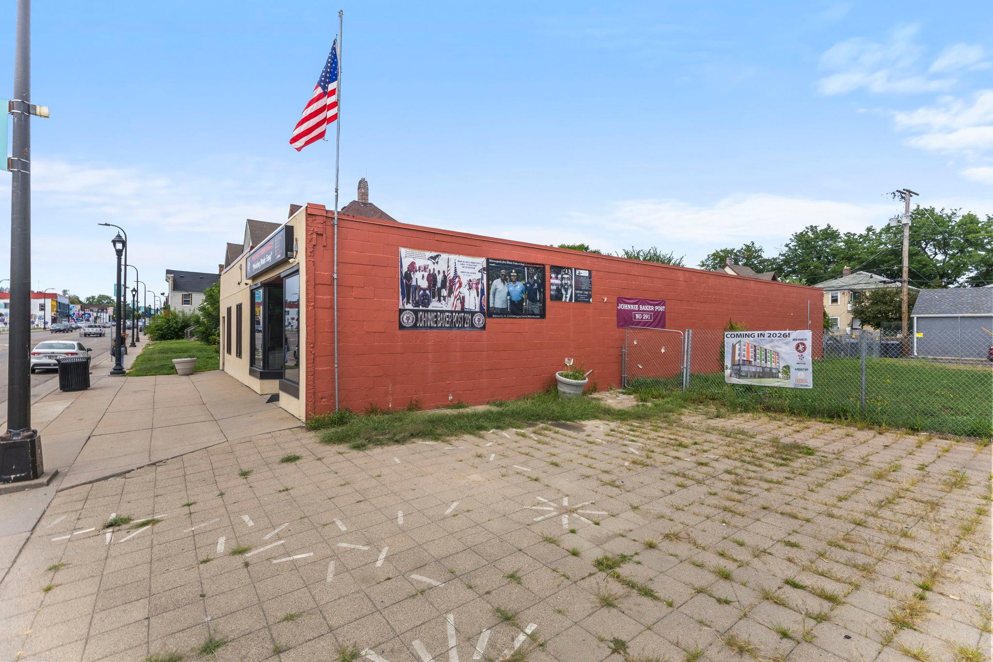 View of Commercial Sale at 2038 Broadway Avenue, Minneapolis MN 55411, Minneapolis (17 of 52) - Mike Wilen | Minnesota Team Real Estate