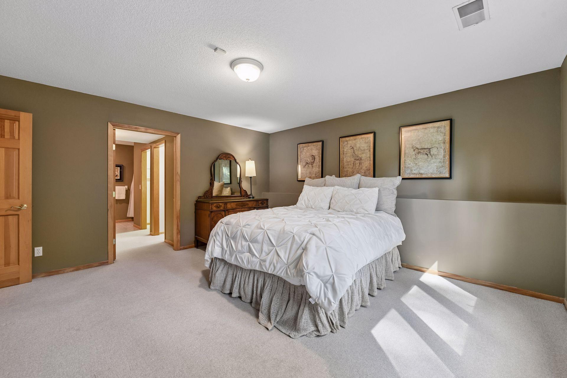 View of Residential at 5535 Wingwood Court, Minnetonka MN 55345, Minnetonka (49 of 64) - Mike Wilen | Minnesota Team Real Estate