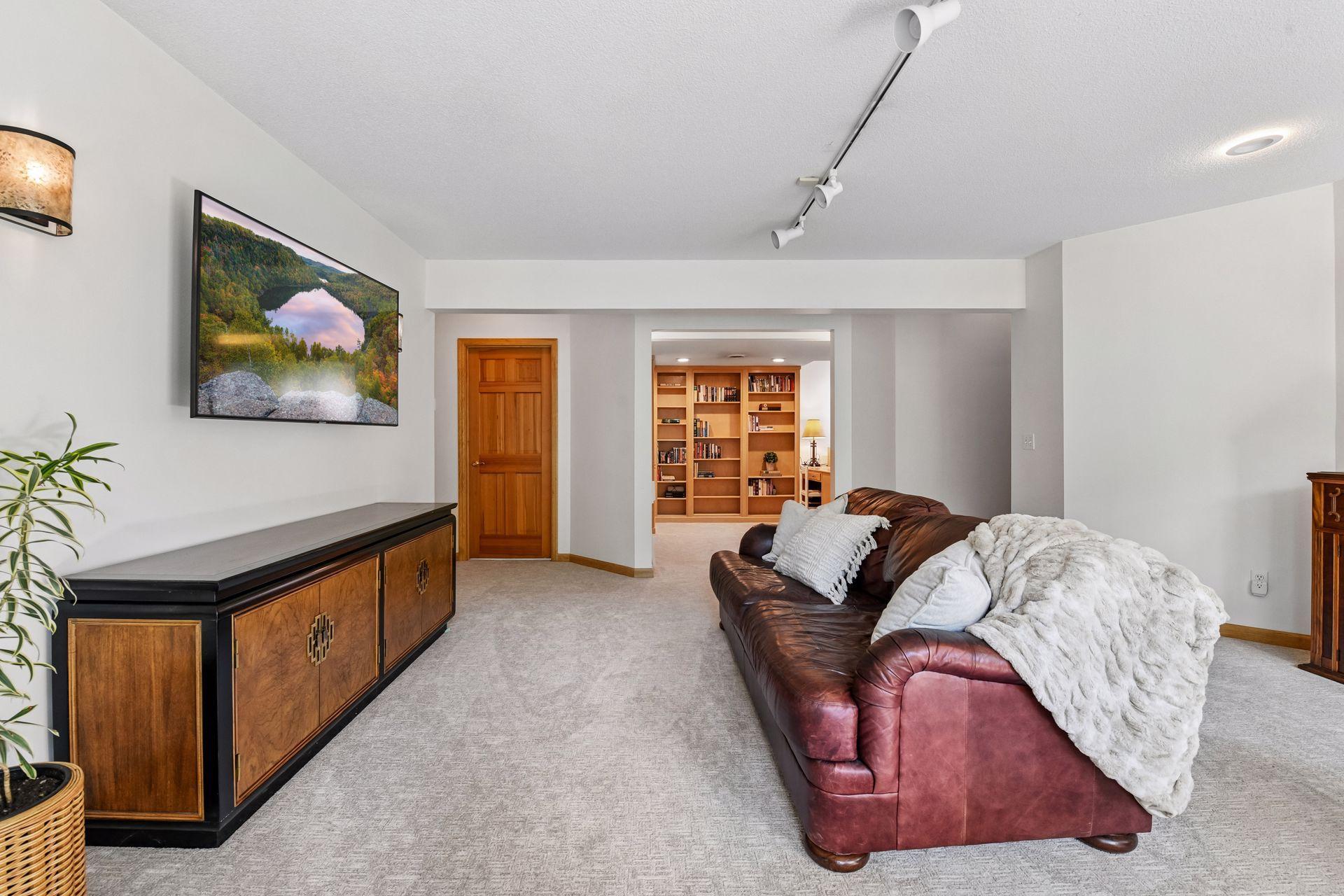 View of Residential at 5535 Wingwood Court, Minnetonka MN 55345, Minnetonka (45 of 64) - Mike Wilen | Minnesota Team Real Estate