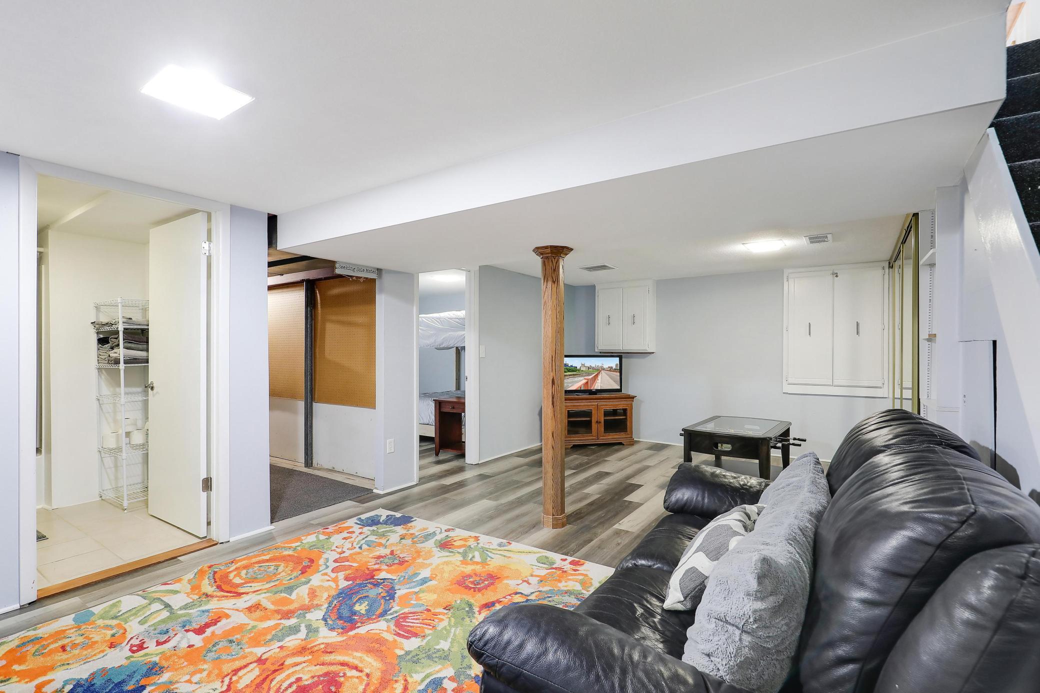 View of Residential at 2018 Shale Lane, Eagan MN 55122, Eagan (9 of 18) - Mike Wilen | Minnesota Team Real Estate