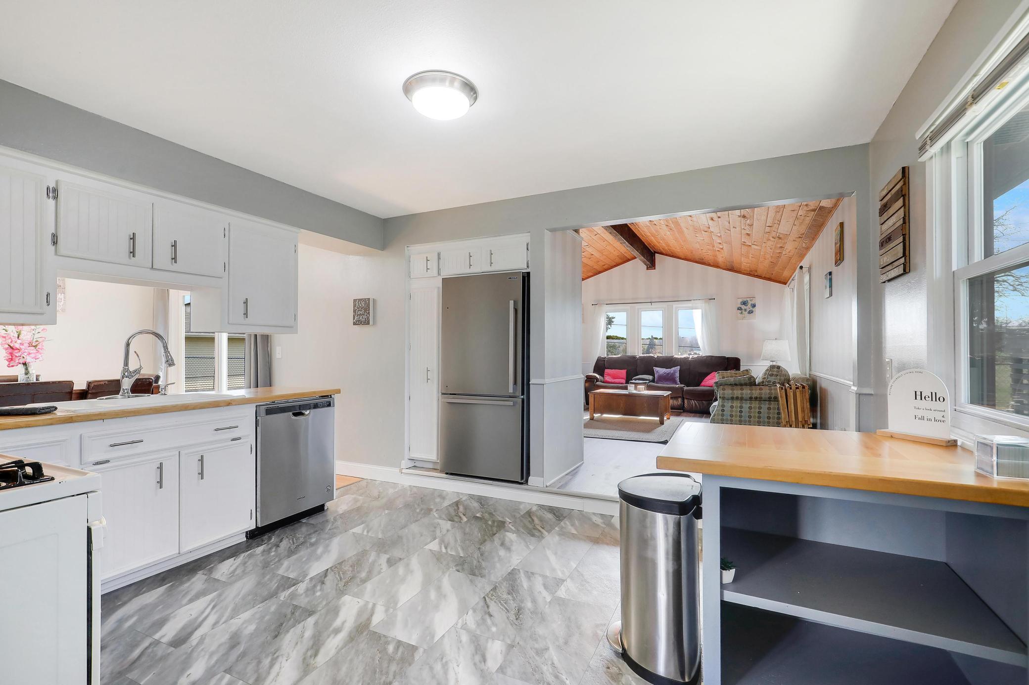 View of Residential at 2018 Shale Lane, Eagan MN 55122, Eagan (3 of 18) - Mike Wilen | Minnesota Team Real Estate