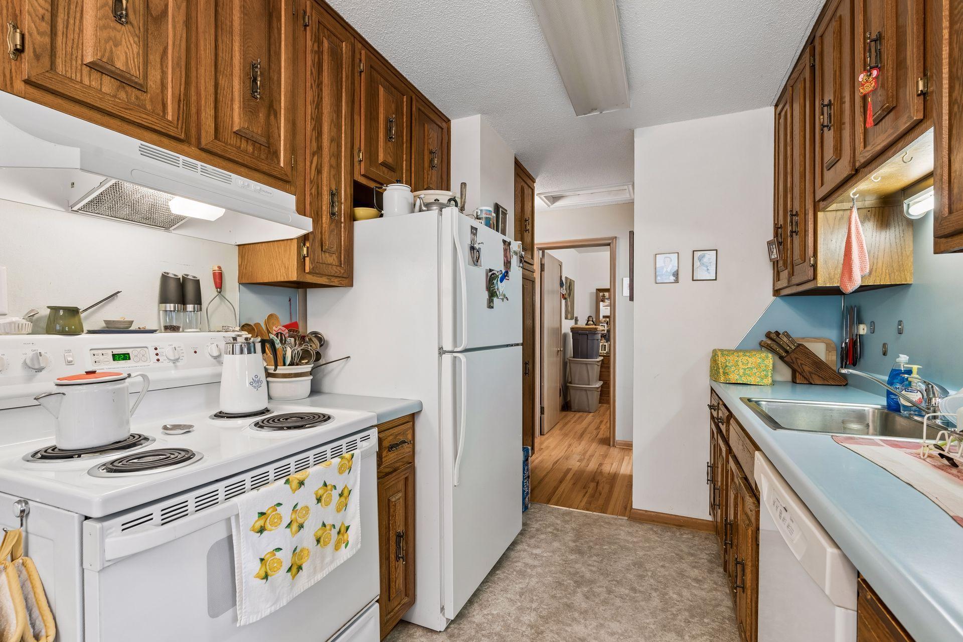 View of Residential Income at 1538-1540 Hartford Avenue, Saint Paul MN 55116, Saint Paul (25 of 35) - Mike Wilen | Minnesota Team Real Estate