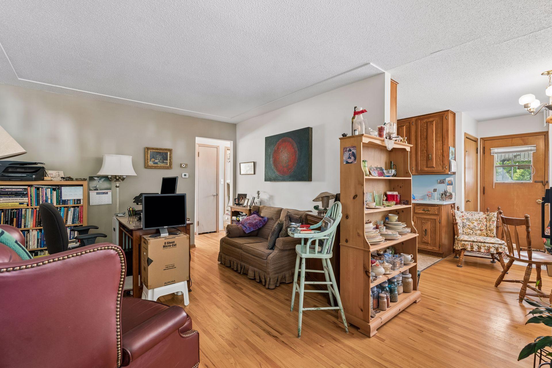 View of Residential Income at 1538-1540 Hartford Avenue, Saint Paul MN 55116, Saint Paul (22 of 35) - Mike Wilen | Minnesota Team Real Estate