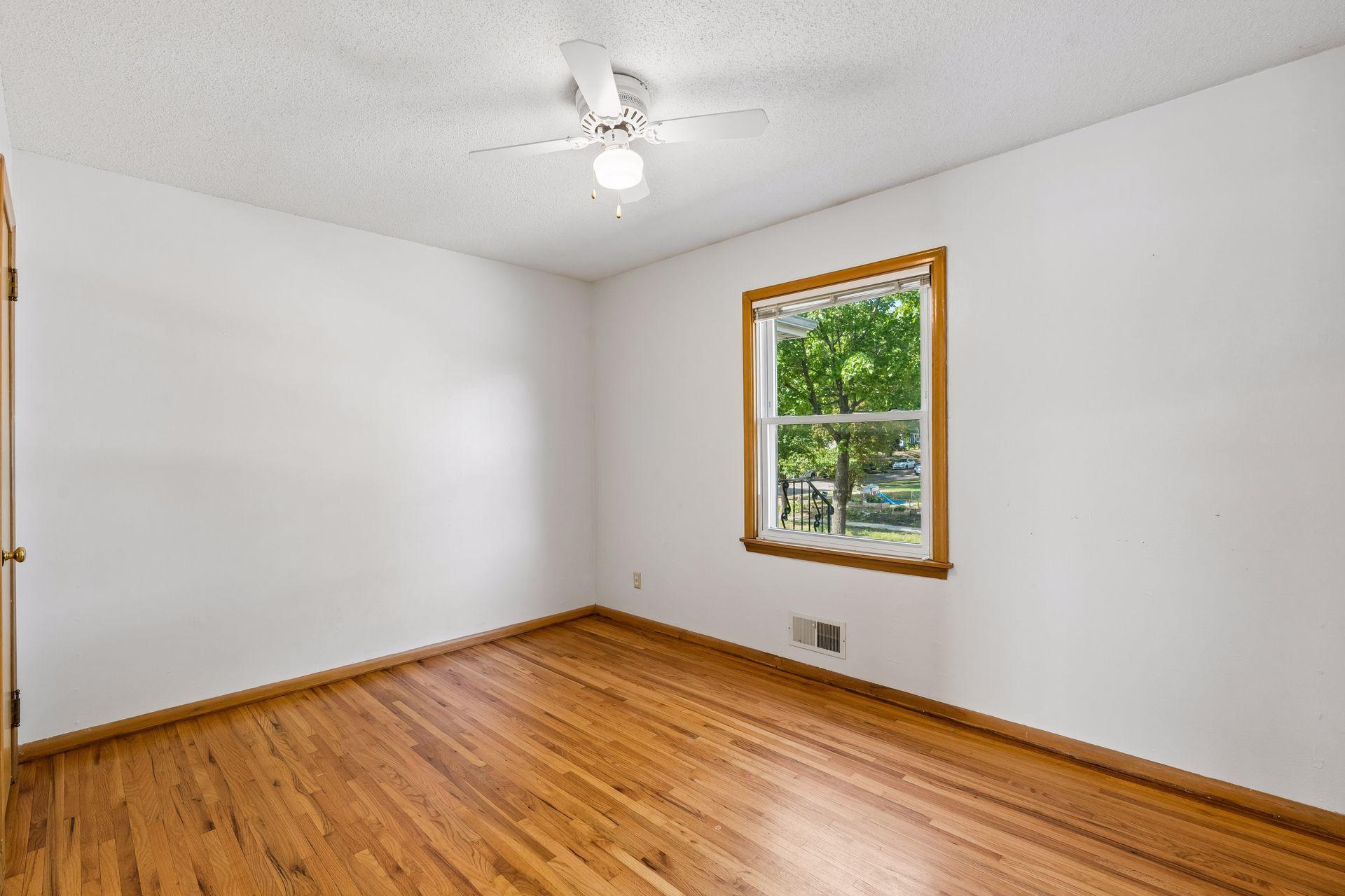 View of Residential Income at 1538-1540 Hartford Avenue, Saint Paul MN 55116, Saint Paul (10 of 35) - Mike Wilen | Minnesota Team Real Estate