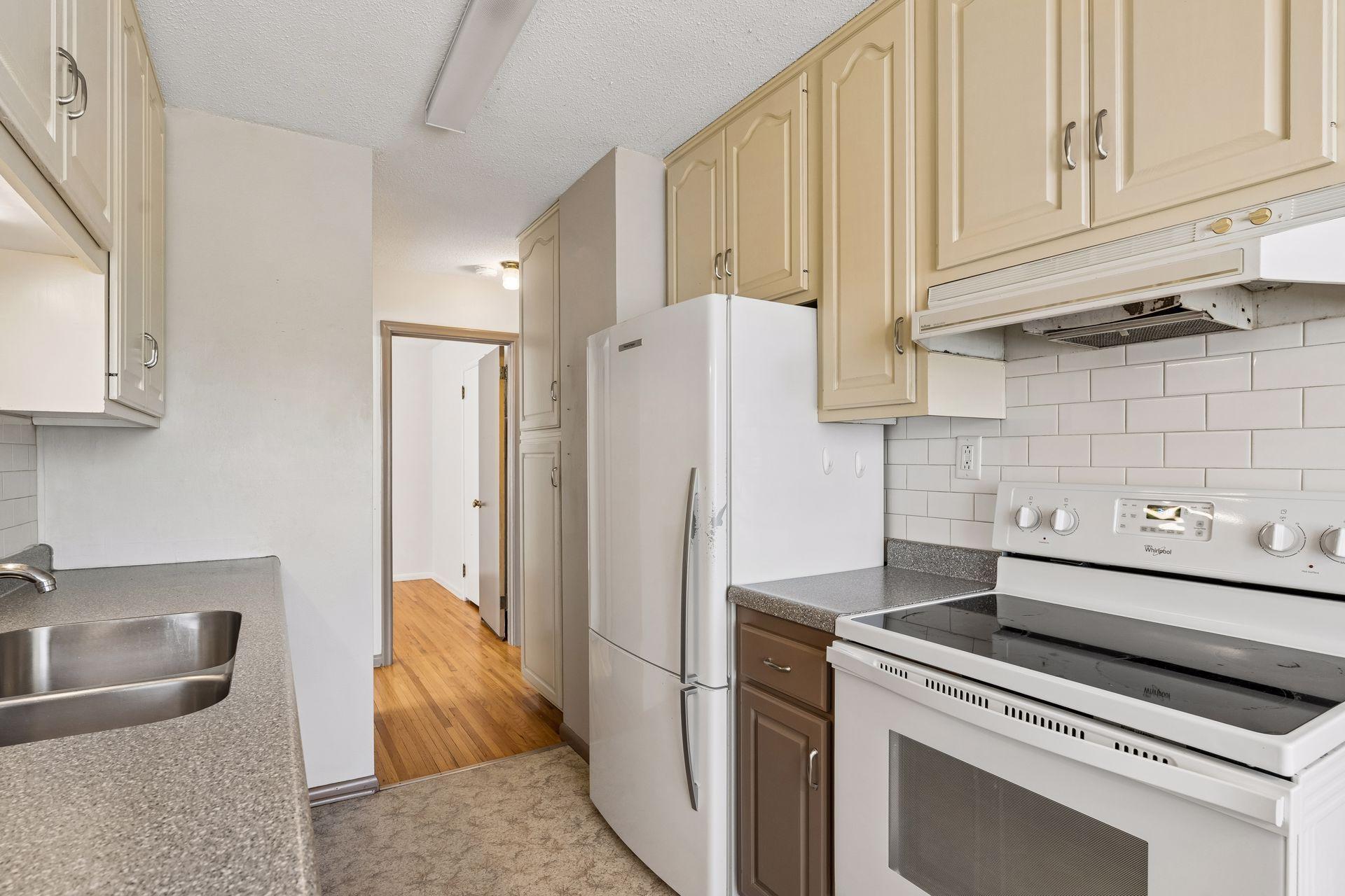 View of Residential Income at 1538-1540 Hartford Avenue, Saint Paul MN 55116, Saint Paul (8 of 35) - Mike Wilen | Minnesota Team Real Estate