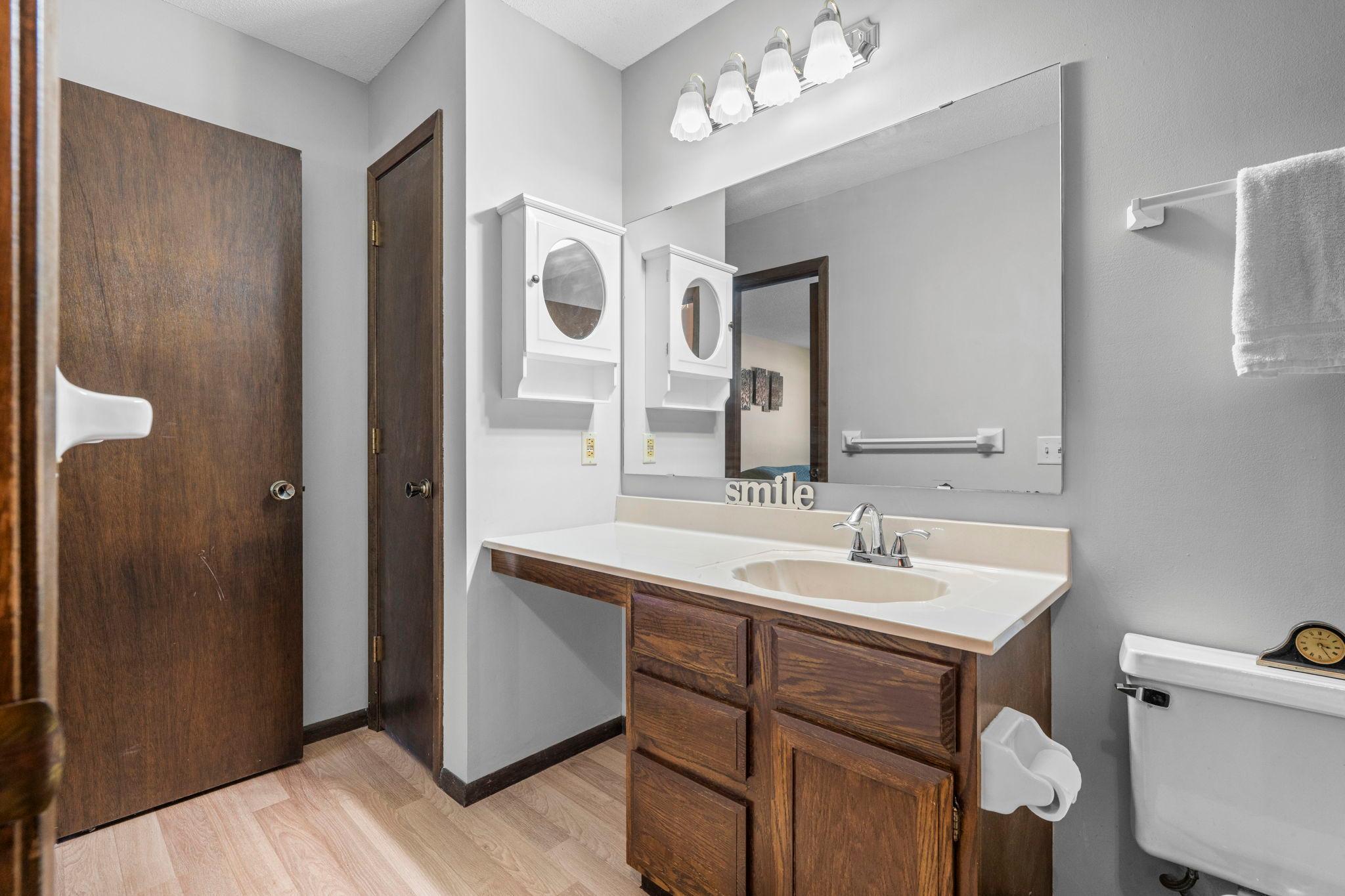 View of Residential at 11236 Vessey Circle, Bloomington MN 55437, Bloomington (26 of 41) - Mike Wilen | Minnesota Team Real Estate