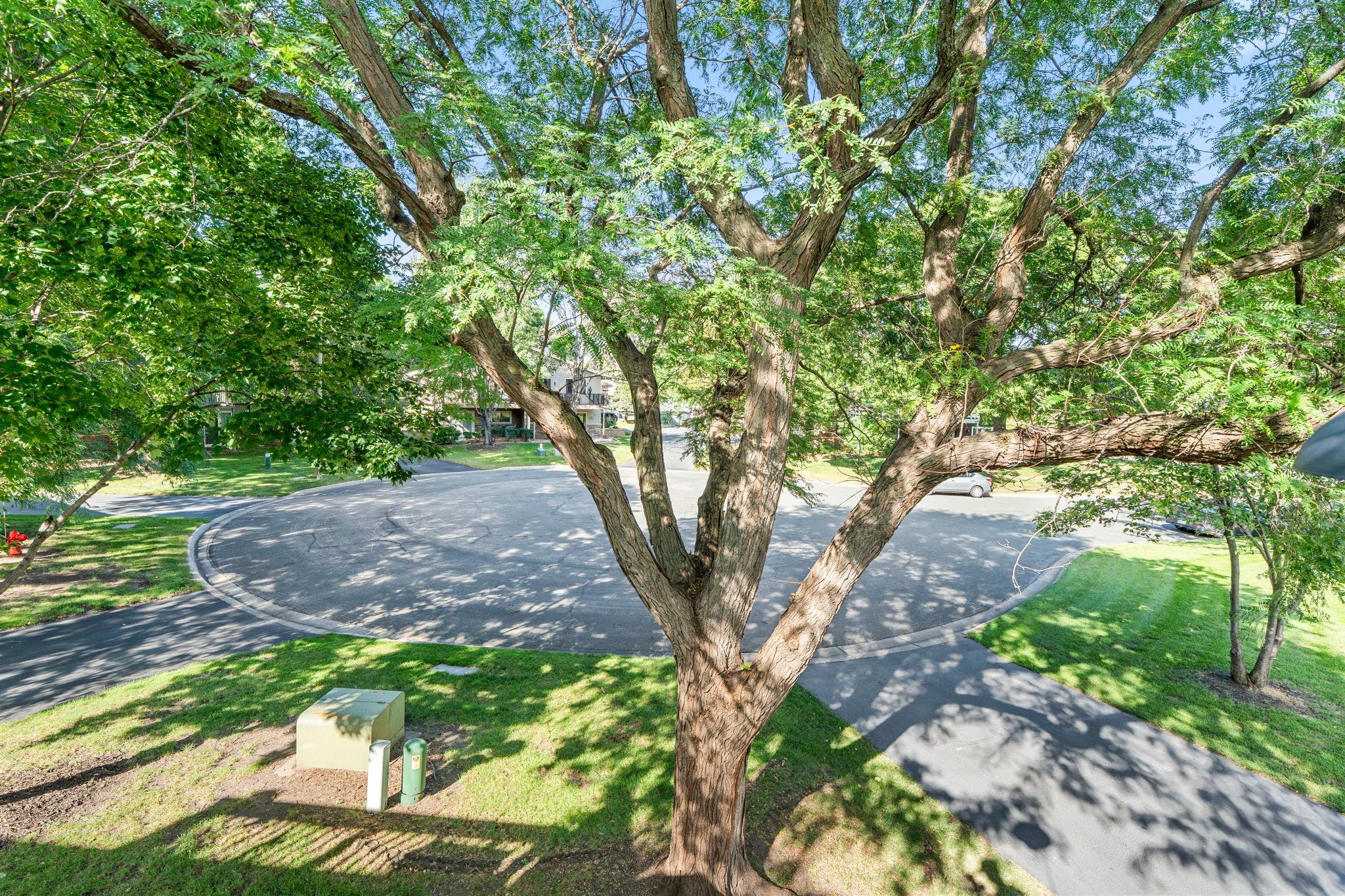 View of Residential at 11236 Vessey Circle, Bloomington MN 55437, Bloomington (37 of 41) - Mike Wilen | Minnesota Team Real Estate