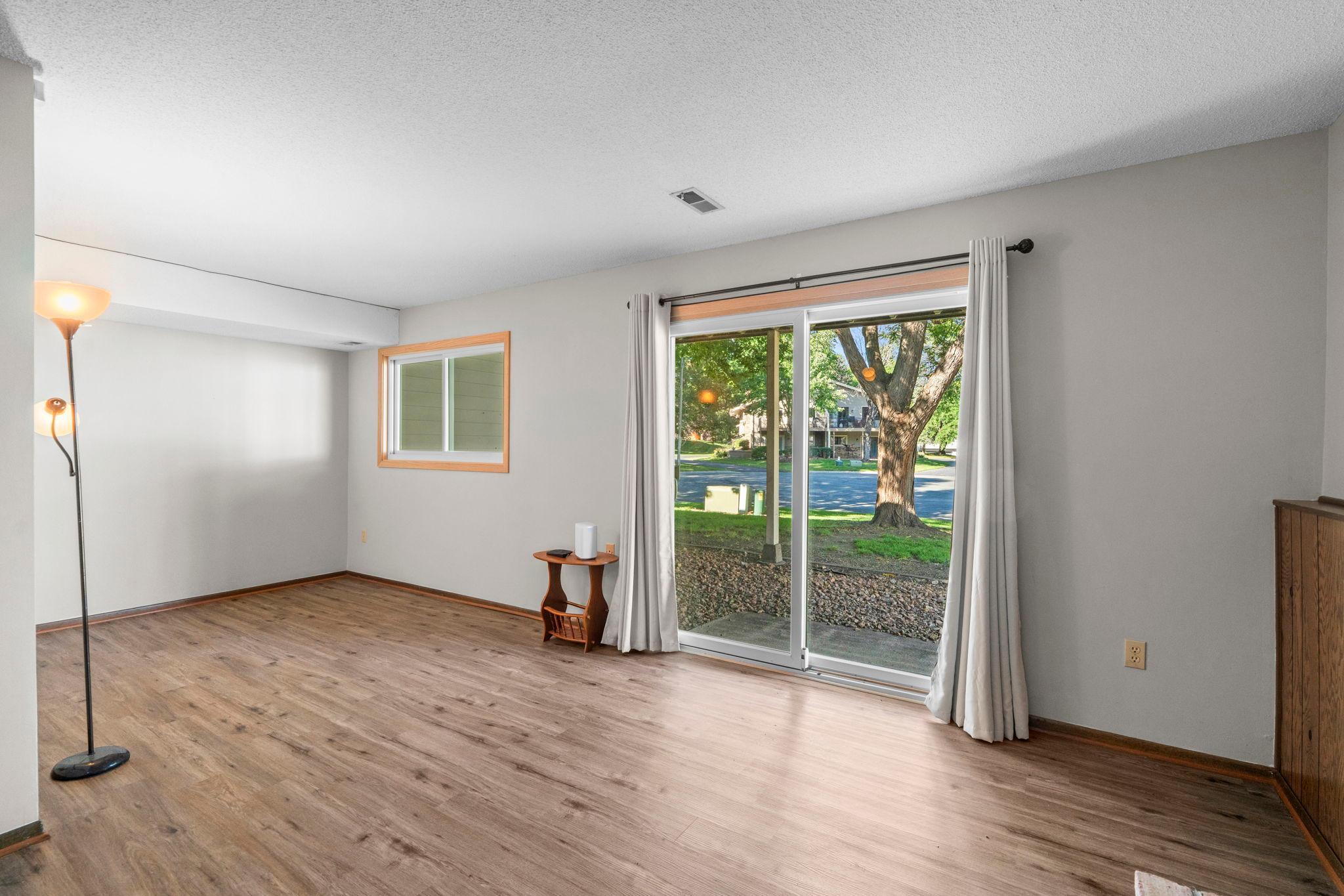 View of Residential at 11236 Vessey Circle, Bloomington MN 55437, Bloomington (34 of 41) - Mike Wilen | Minnesota Team Real Estate