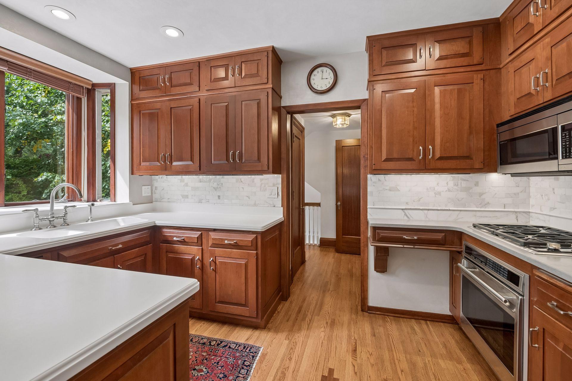 View of Residential at 2825 Brookwood Terrace, Minneapolis MN 55410, Minneapolis (5 of 52) - Mike Wilen | Minnesota Team Real Estate