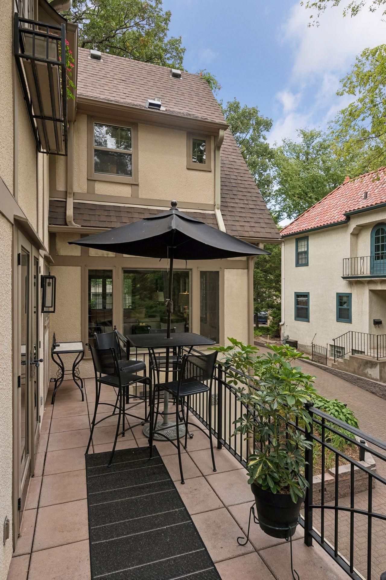 View of Residential at 2825 Brookwood Terrace, Minneapolis MN 55410, Minneapolis (22 of 52) - Mike Wilen | Minnesota Team Real Estate