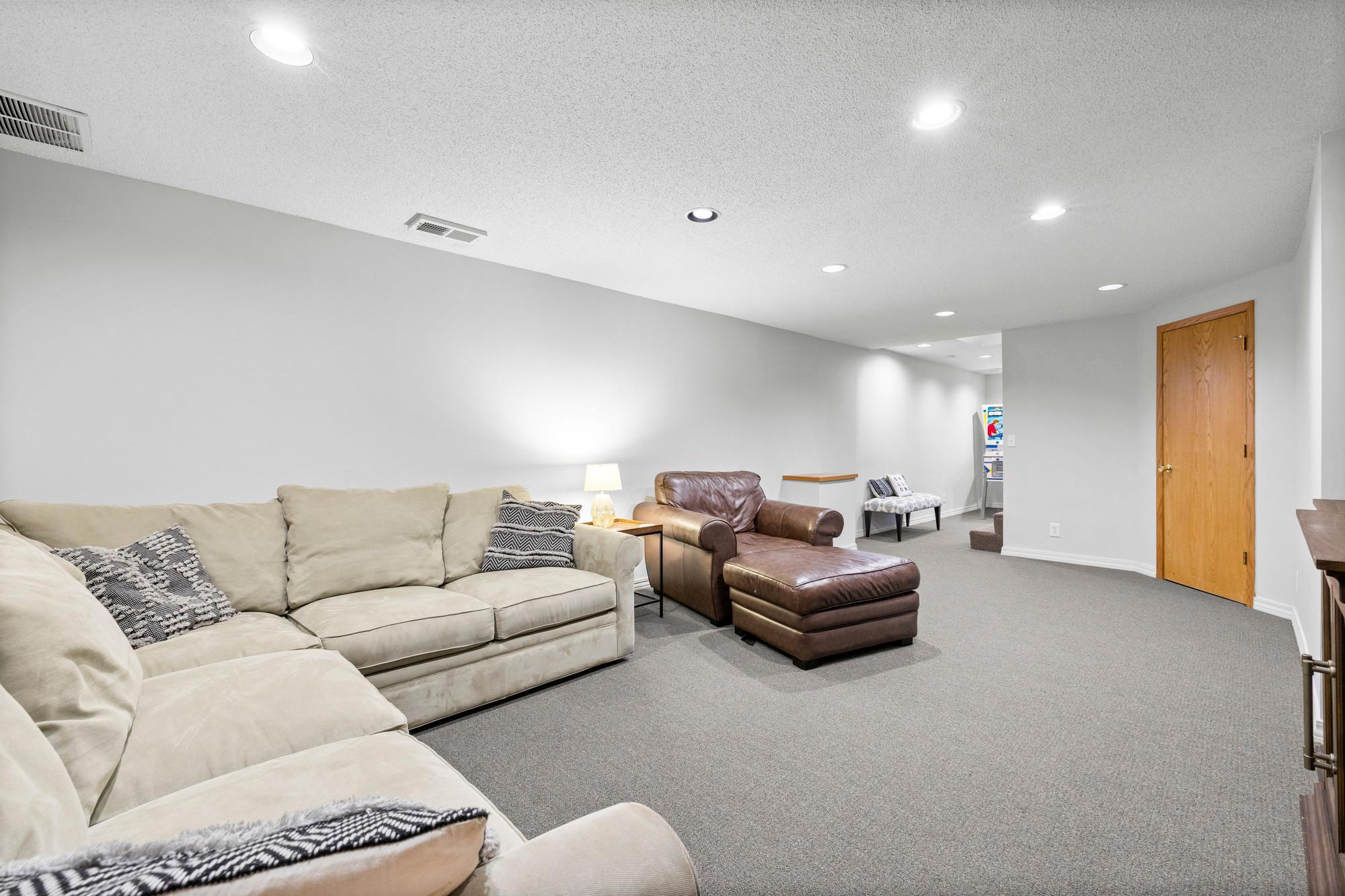 View of Residential at 6312 Limerick Lane, Edina MN 55439, Edina (56 of 72) - Mike Wilen | Minnesota Team Real Estate