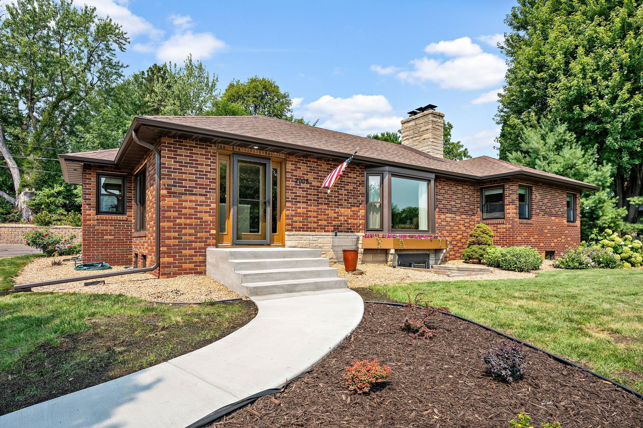 View of Residential at 2005 Kenwood Drive, Maplewood MN 55117, Maplewood - Mike Wilen | Minnesota Team Real Estate