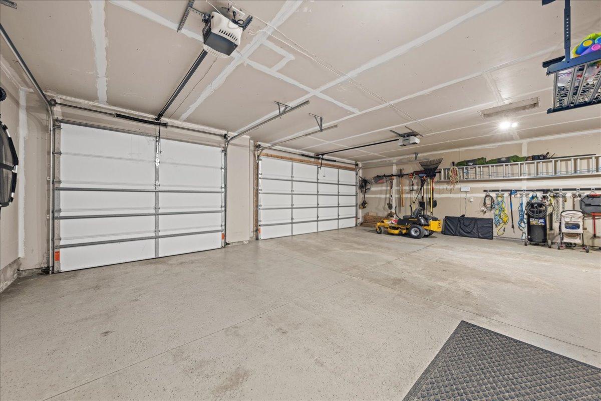 View of Residential at 10614 Maple Boulevard, Woodbury MN 55129, Woodbury (55 of 84) - Mike Wilen | Minnesota Team Real Estate
