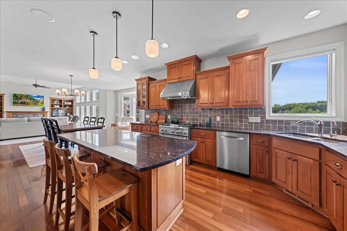 View of Residential at 10614 Maple Boulevard, Woodbury MN 55129, Woodbury (10 of 84) - Mike Wilen | Minnesota Team Real Estate