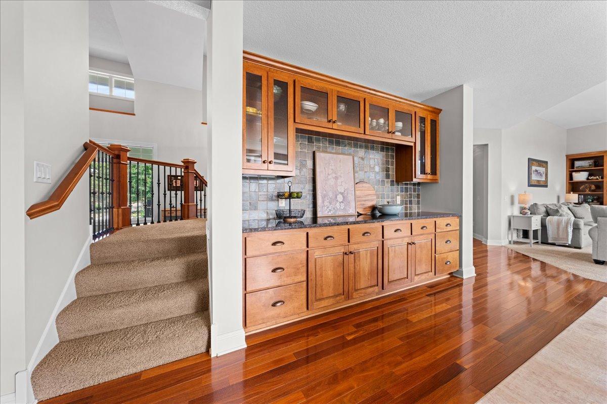 View of Residential at 10614 Maple Boulevard, Woodbury MN 55129, Woodbury (14 of 84) - Mike Wilen | Minnesota Team Real Estate