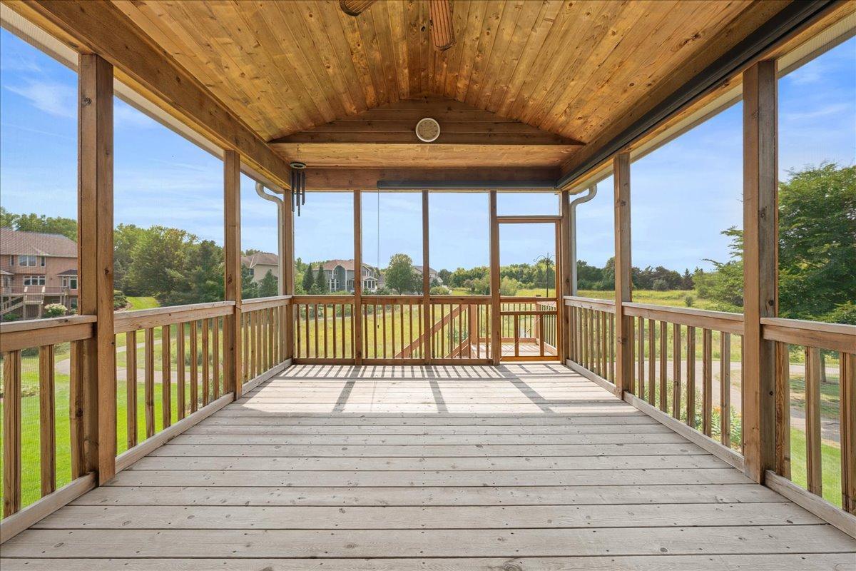 View of Residential at 10614 Maple Boulevard, Woodbury MN 55129, Woodbury (22 of 84) - Mike Wilen | Minnesota Team Real Estate