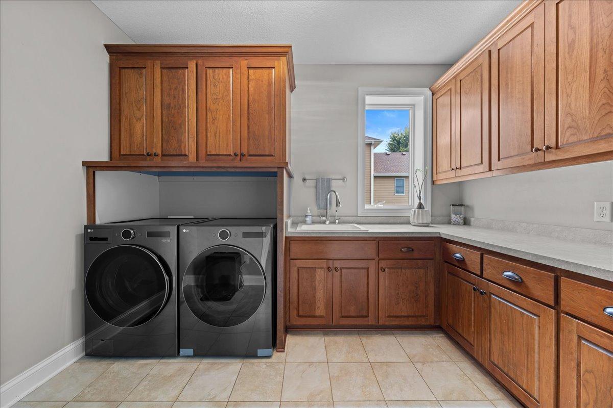 View of Residential at 10614 Maple Boulevard, Woodbury MN 55129, Woodbury (27 of 84) - Mike Wilen | Minnesota Team Real Estate