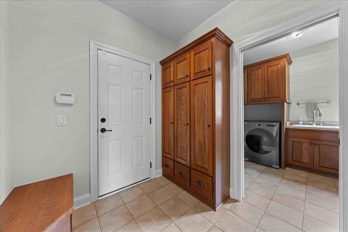 View of Residential at 10614 Maple Boulevard, Woodbury MN 55129, Woodbury (26 of 84) - Mike Wilen | Minnesota Team Real Estate