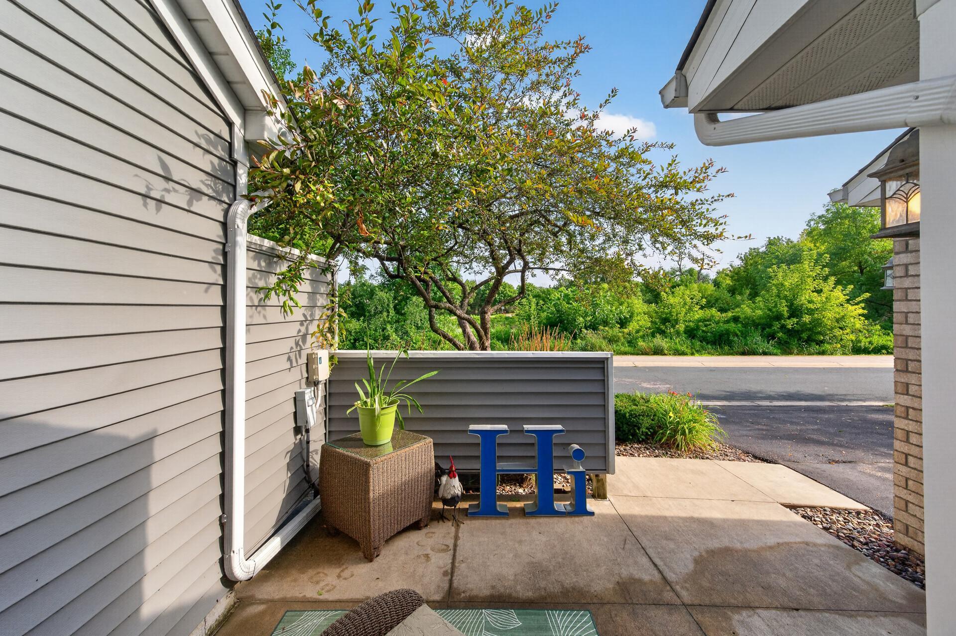 View of Residential at 493 Marshland Trail, Chanhassen MN 55317, Chanhassen (6 of 46) - Mike Wilen | Minnesota Team Real Estate