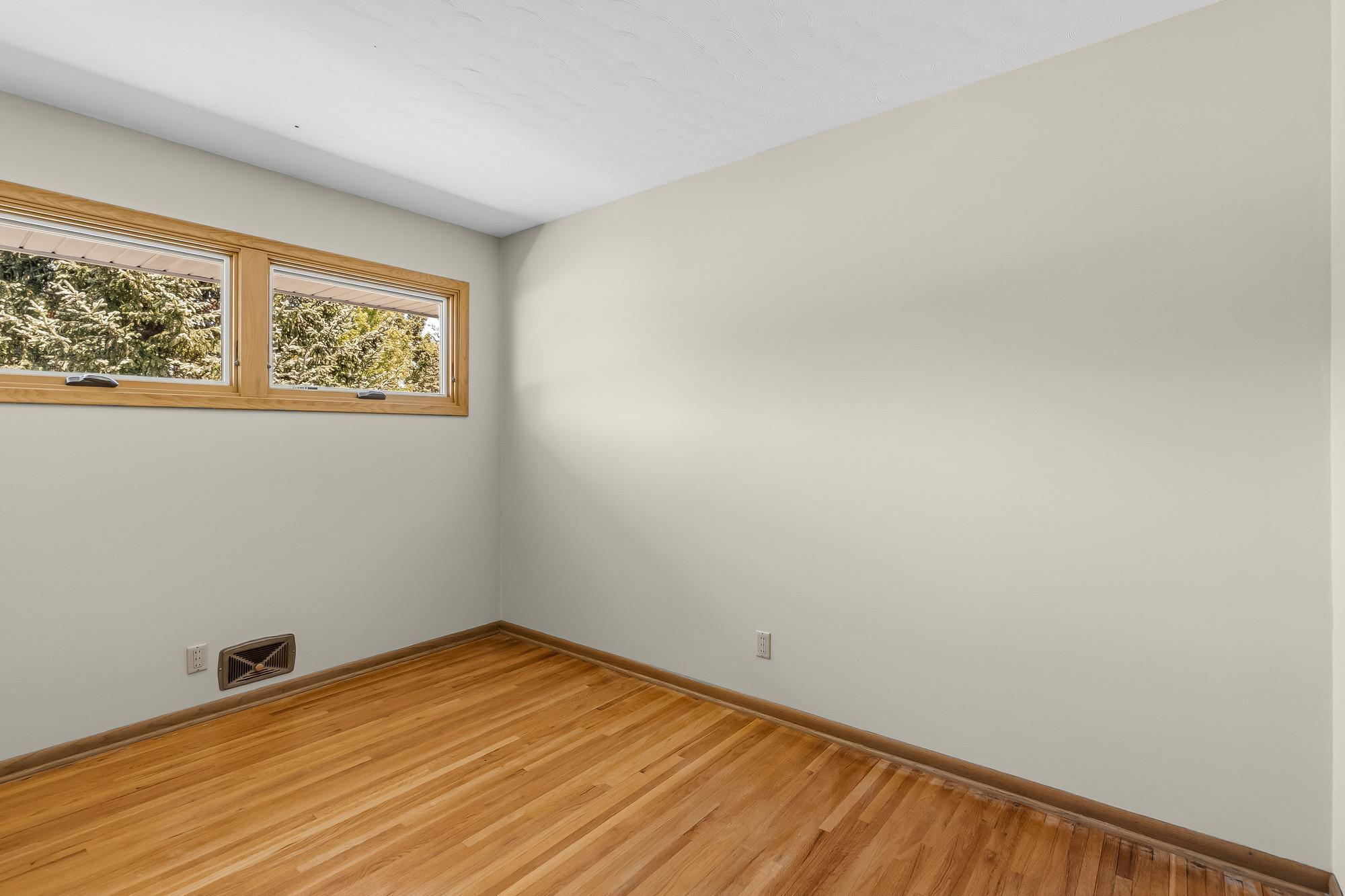 View of Residential at 1791 Emerald Drive, New Brighton MN 55112, New Brighton (22 of 48) - Mike Wilen | Minnesota Team Real Estate