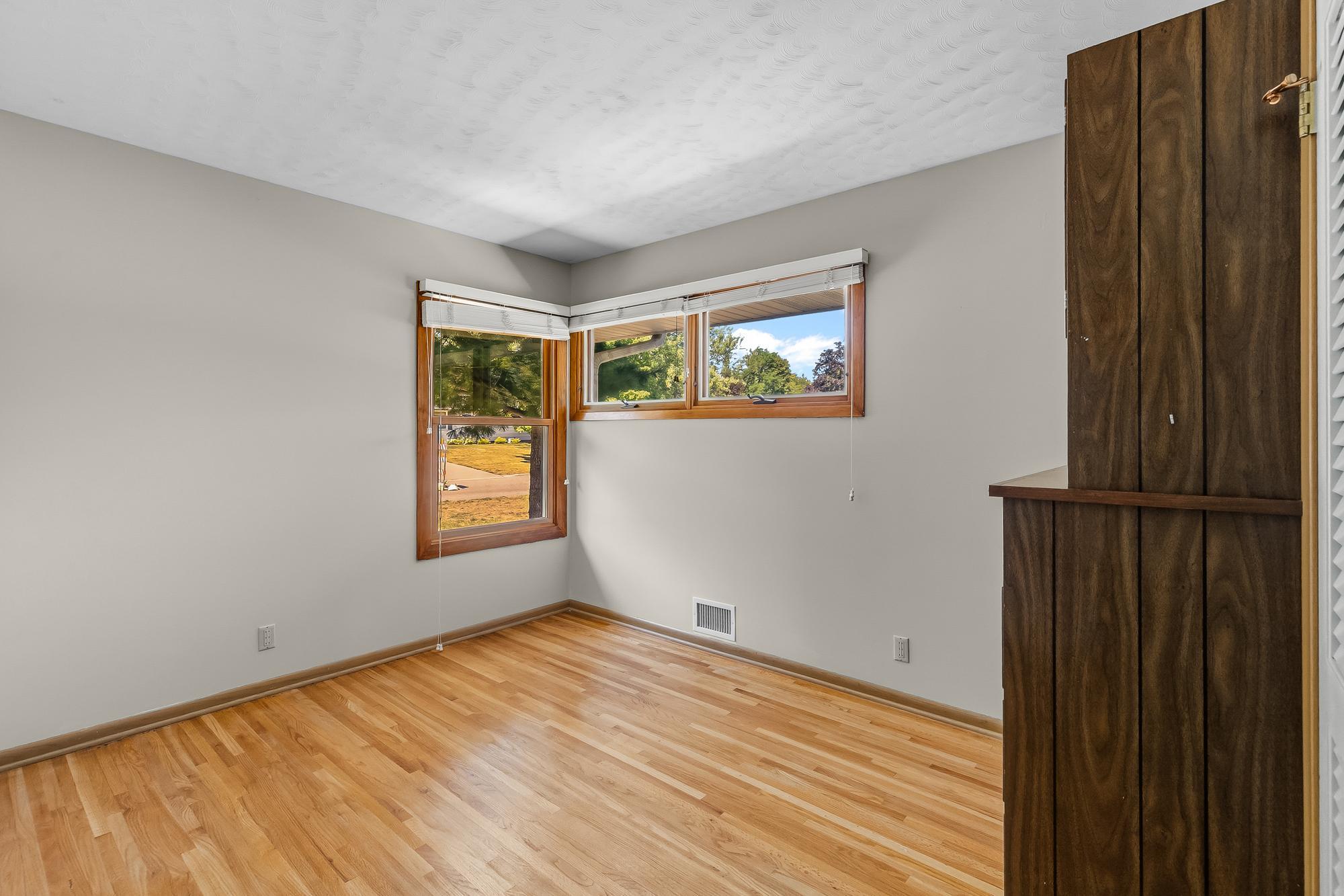 View of Residential at 1791 Emerald Drive, New Brighton MN 55112, New Brighton (21 of 48) - Mike Wilen | Minnesota Team Real Estate